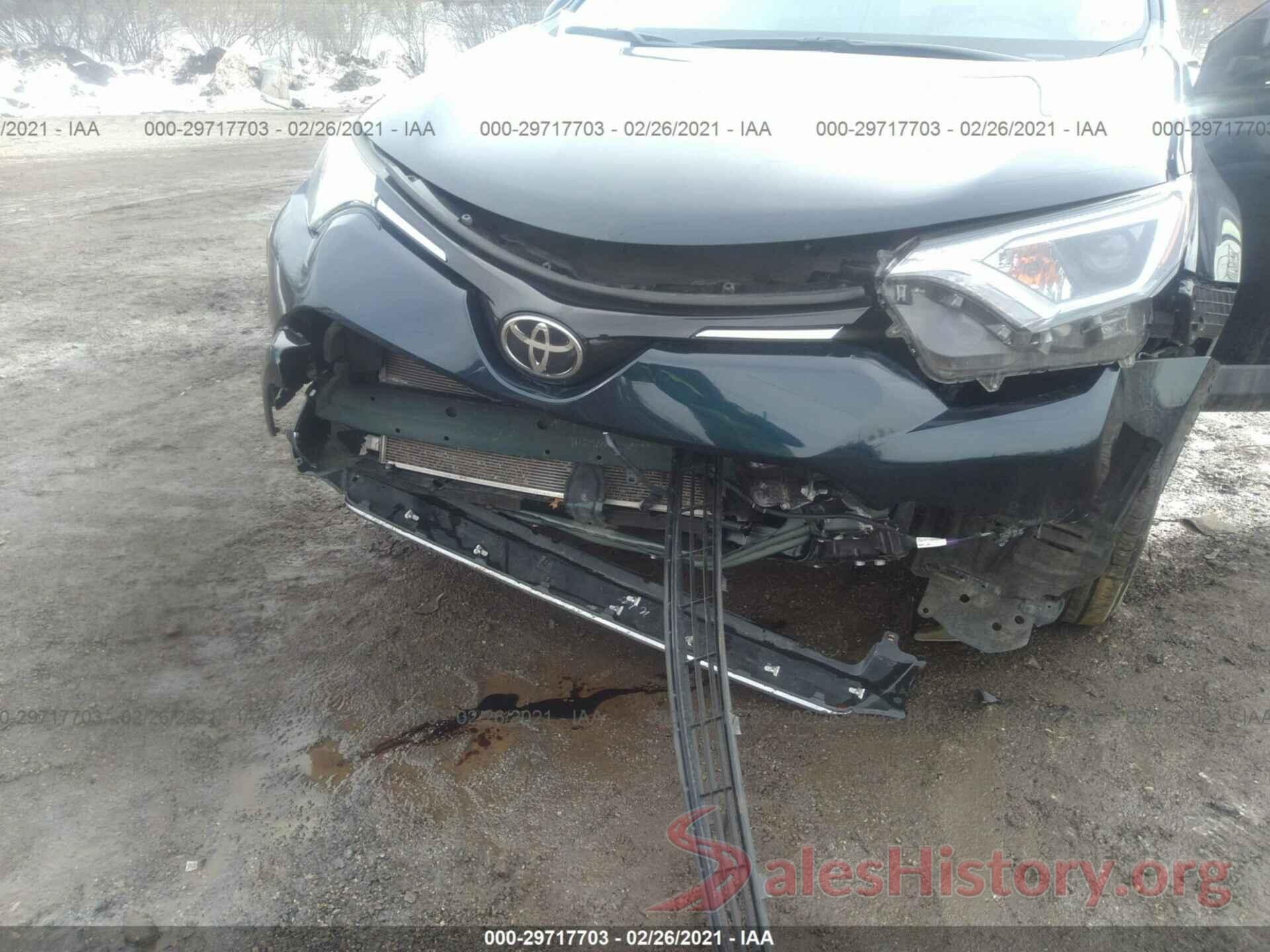 JTMRFREV5HJ164011 2017 TOYOTA RAV4