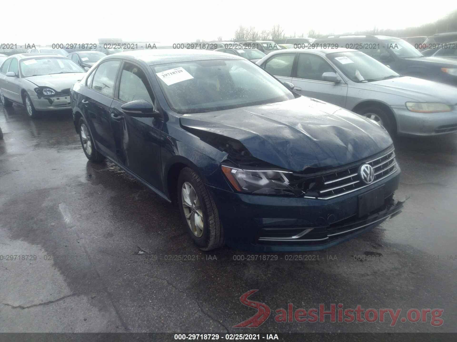 1VWAA7A32JC028527 2018 VOLKSWAGEN PASSAT