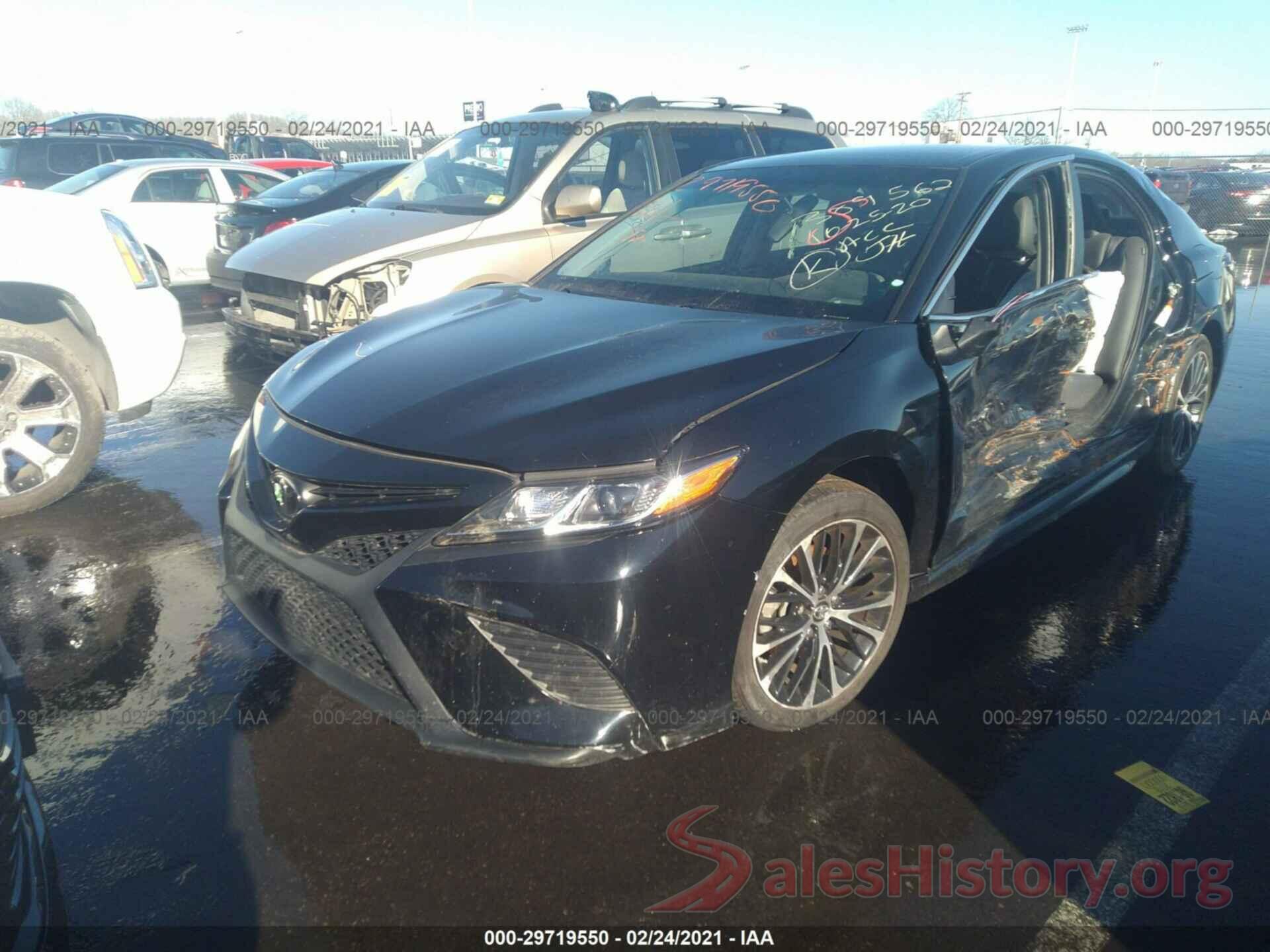 4T1B11HKXJU590893 2018 TOYOTA CAMRY