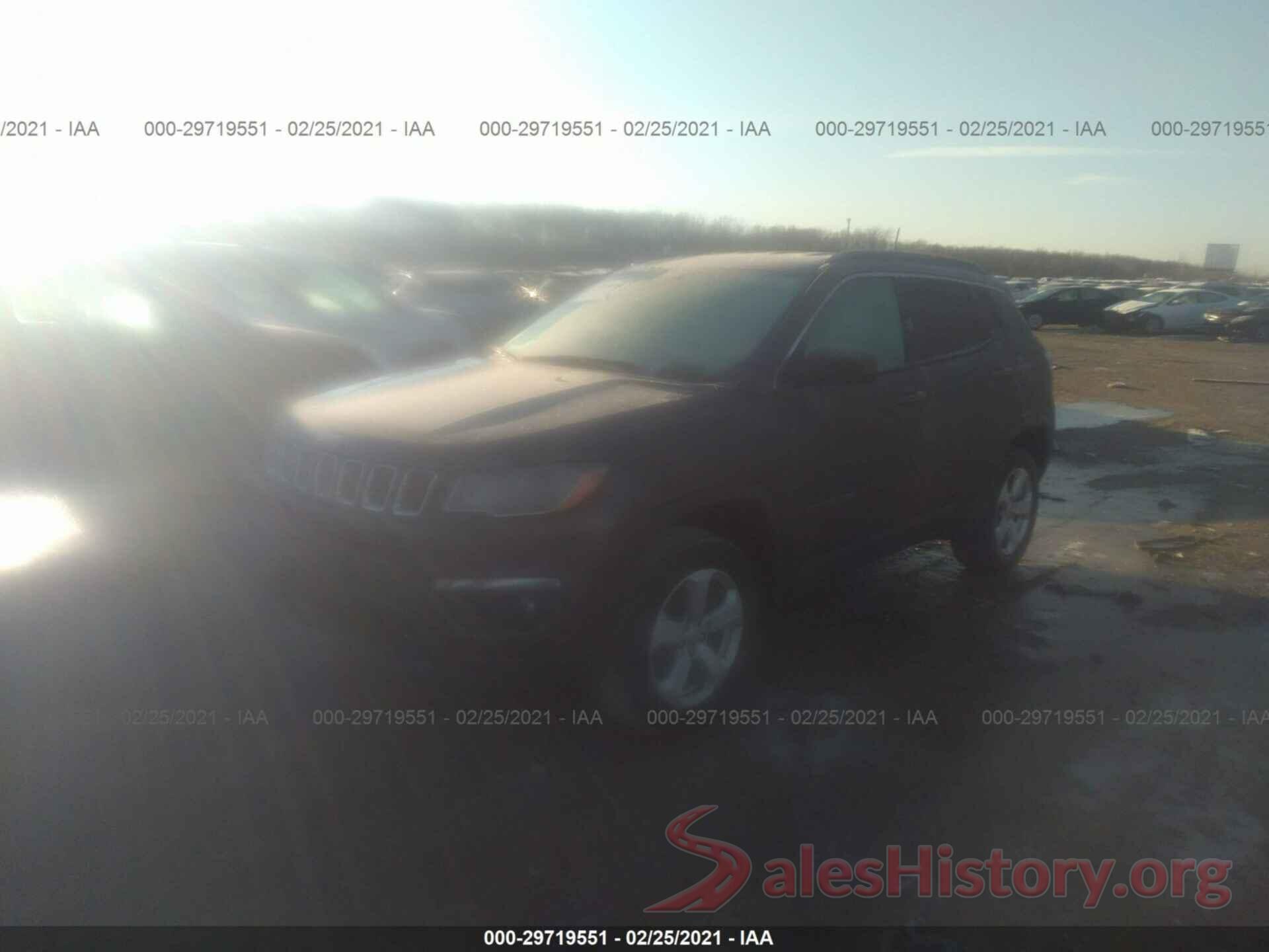 3C4NJDBB2JT481348 2018 JEEP COMPASS