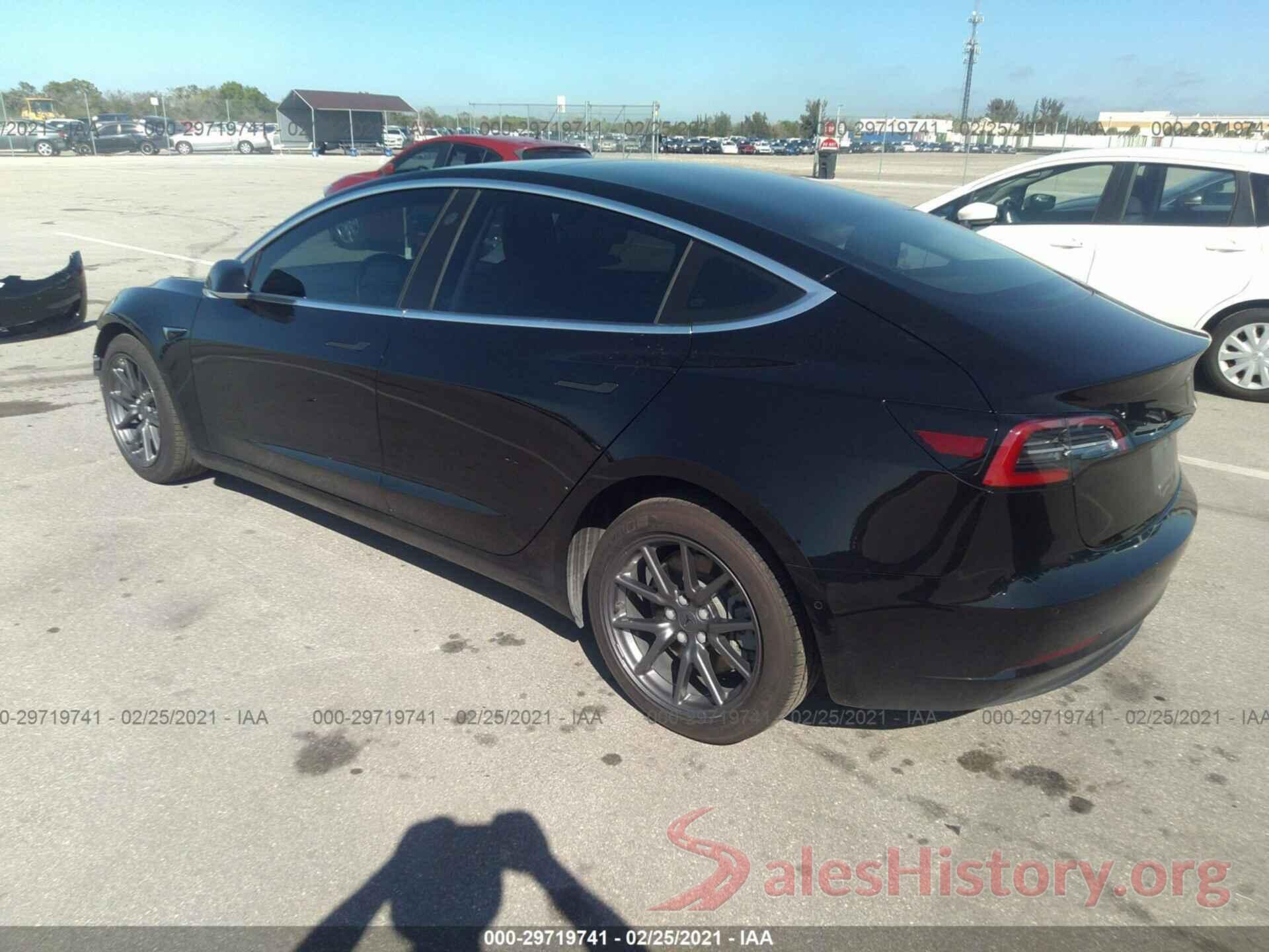 5YJ3E1EA9JF098647 2018 TESLA MODEL 3