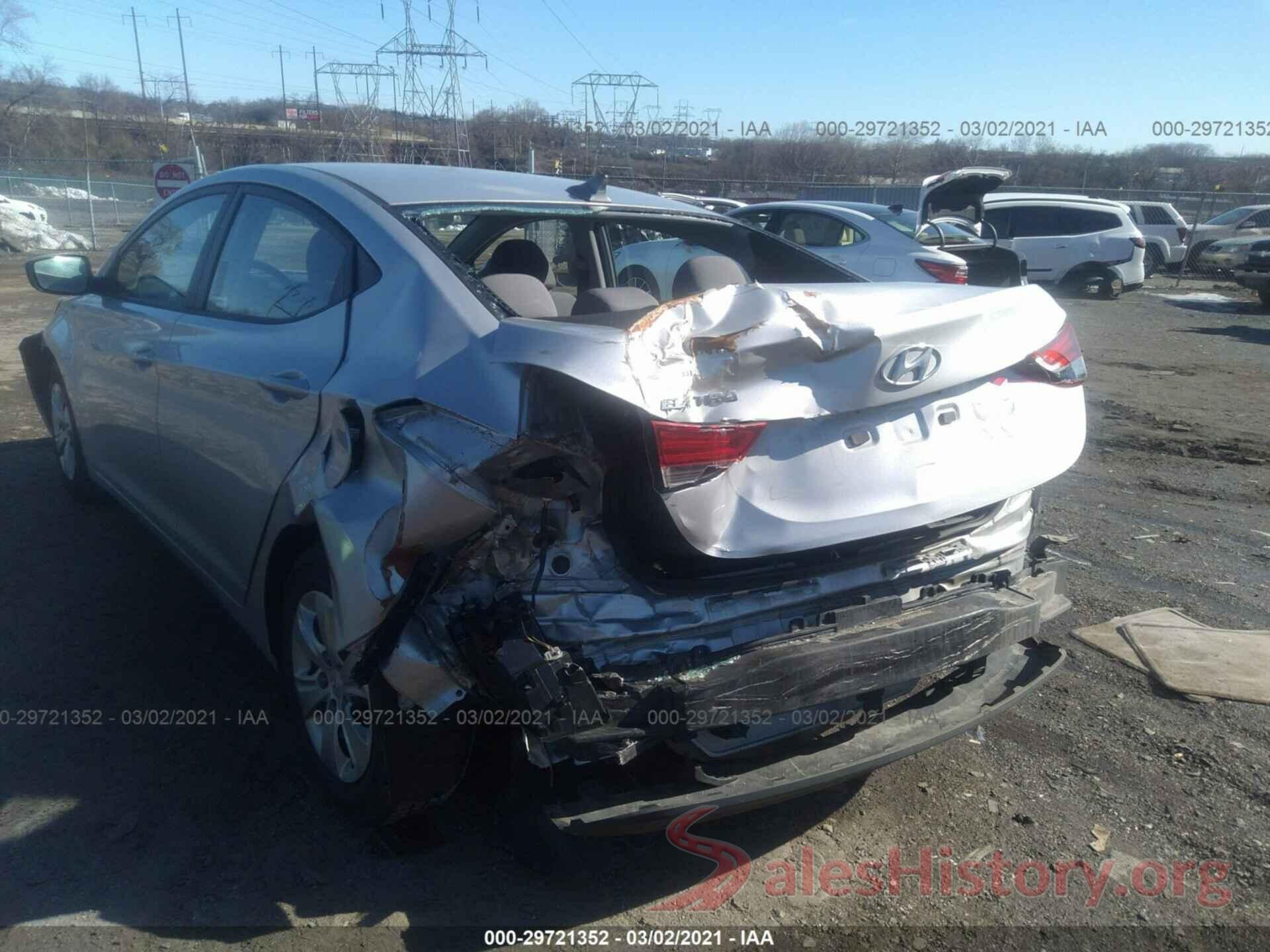 5NPDH4AE6GH687672 2016 HYUNDAI ELANTRA