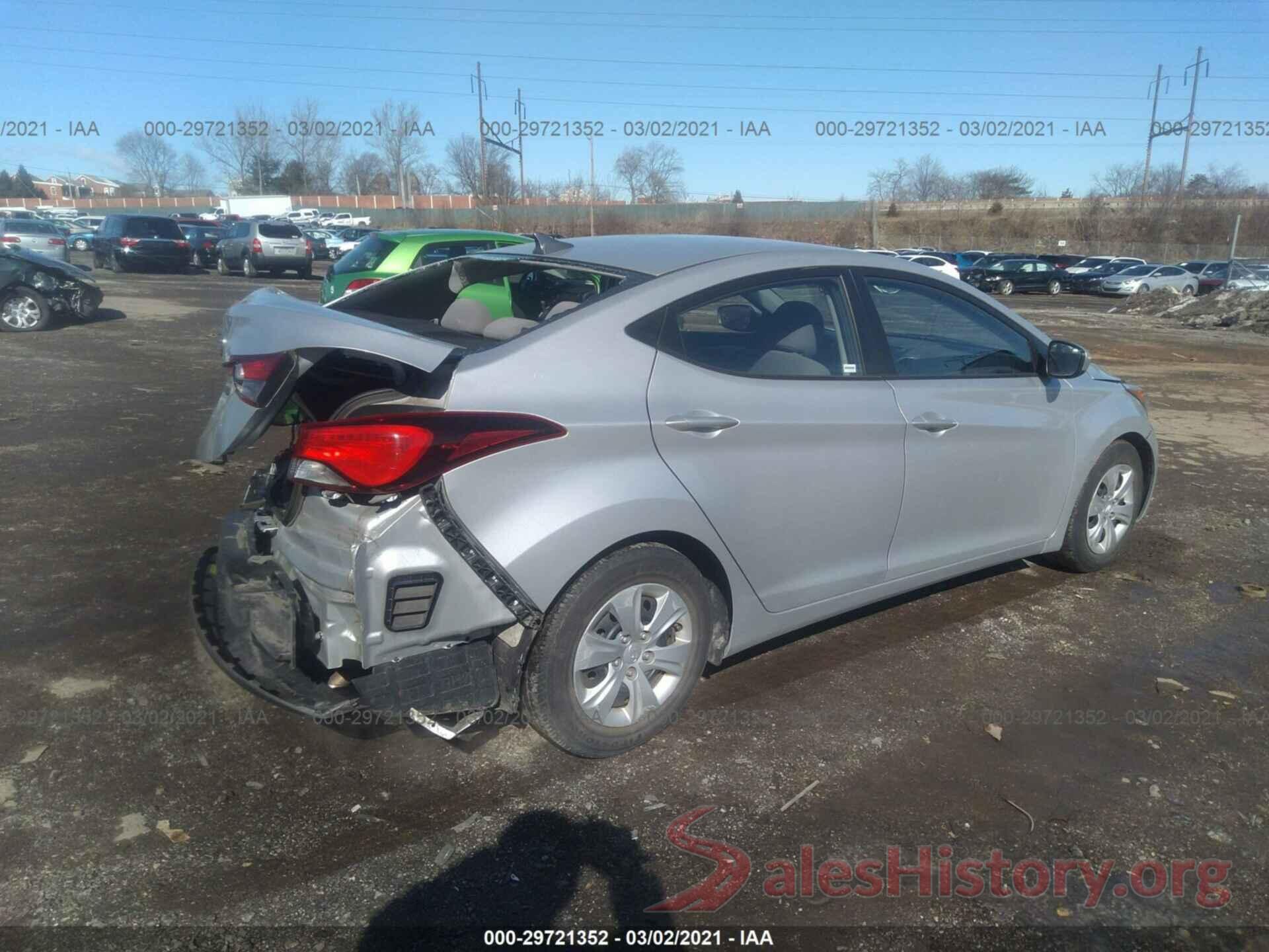 5NPDH4AE6GH687672 2016 HYUNDAI ELANTRA