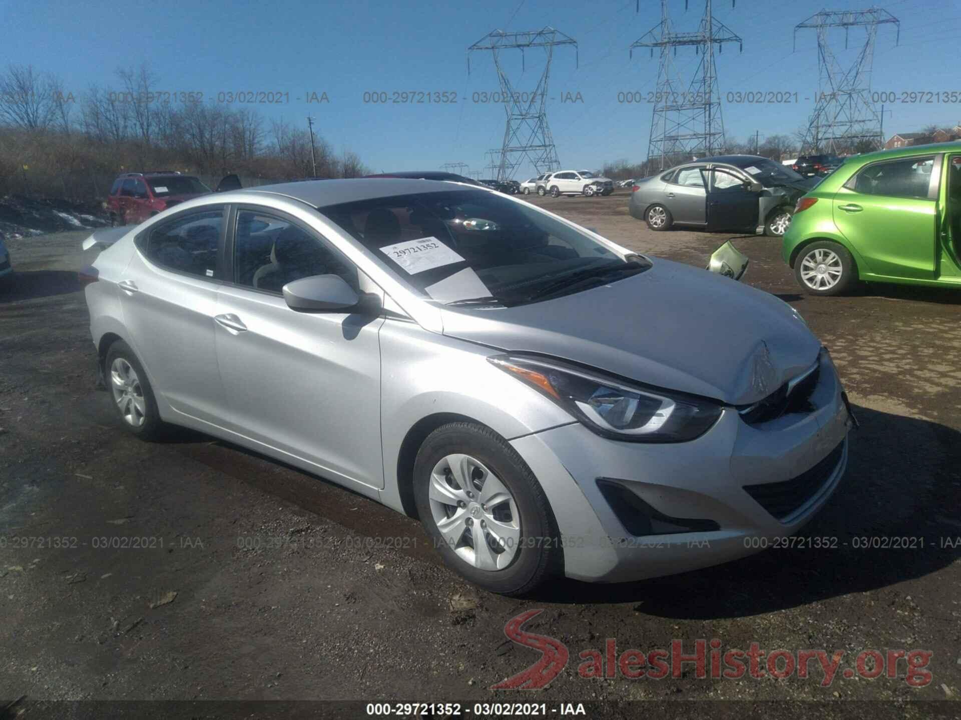 5NPDH4AE6GH687672 2016 HYUNDAI ELANTRA