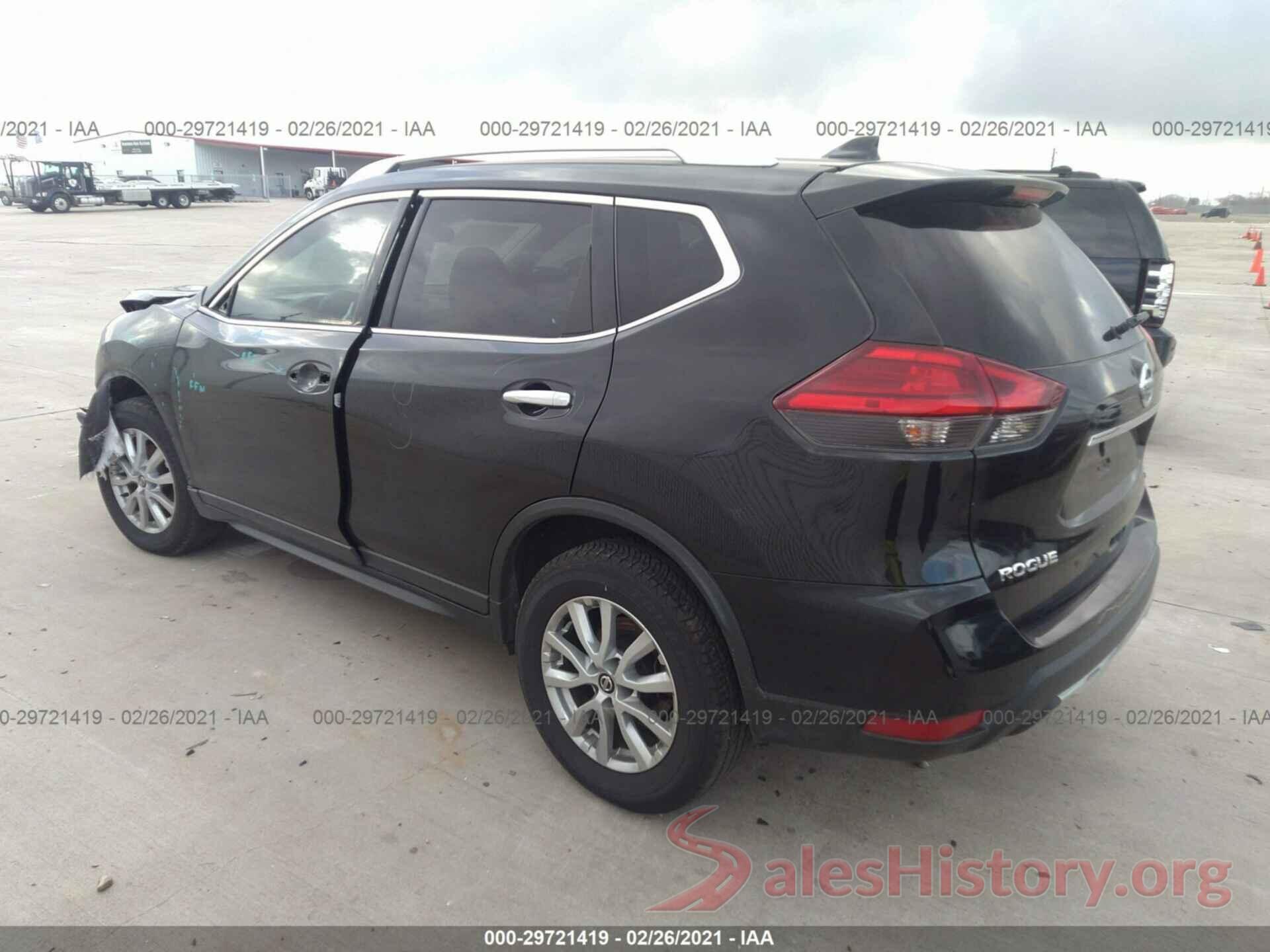 KNMAT2MV8HP611832 2017 NISSAN ROGUE