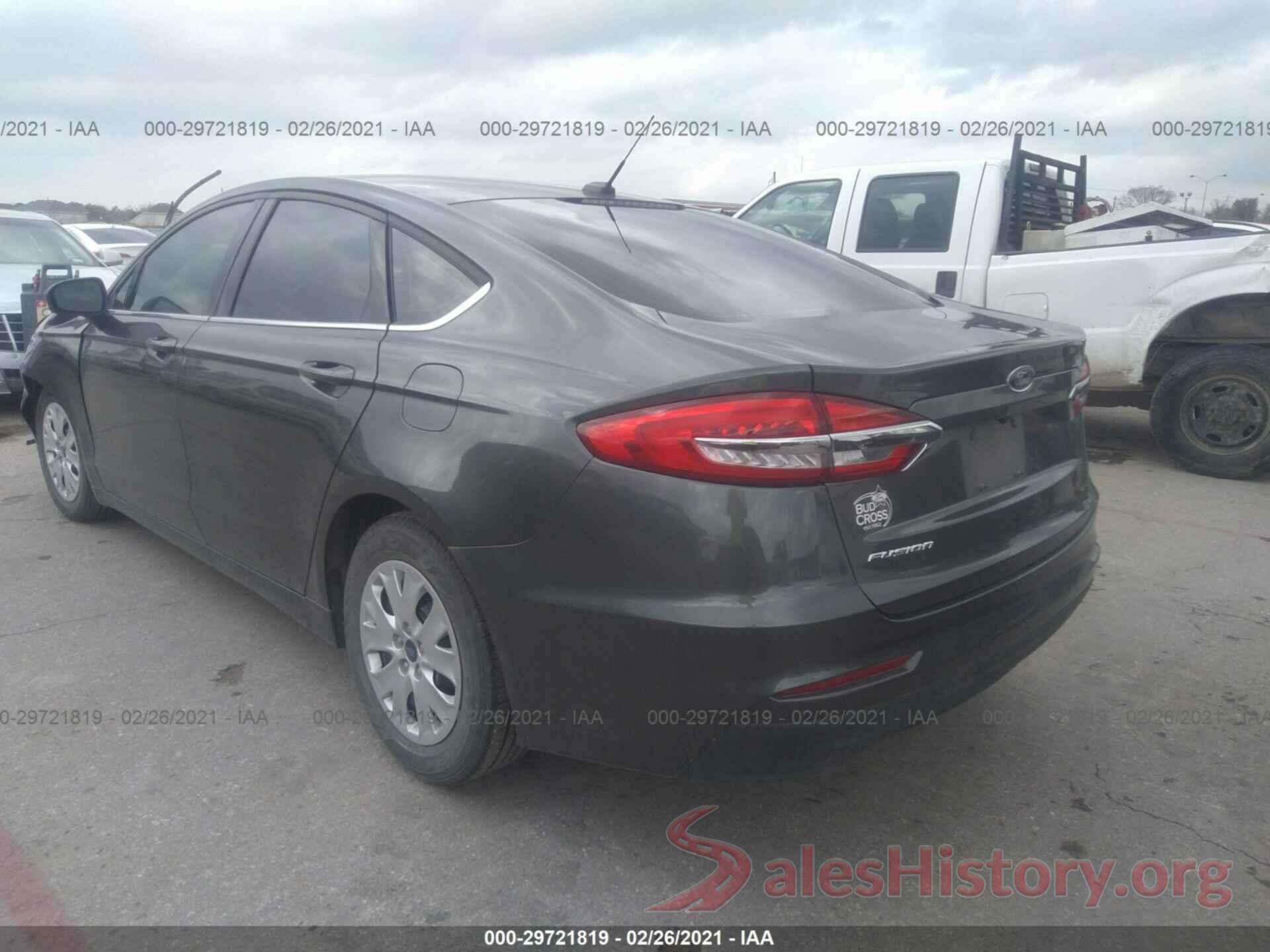 3FA6P0G74KR250519 2019 FORD FUSION