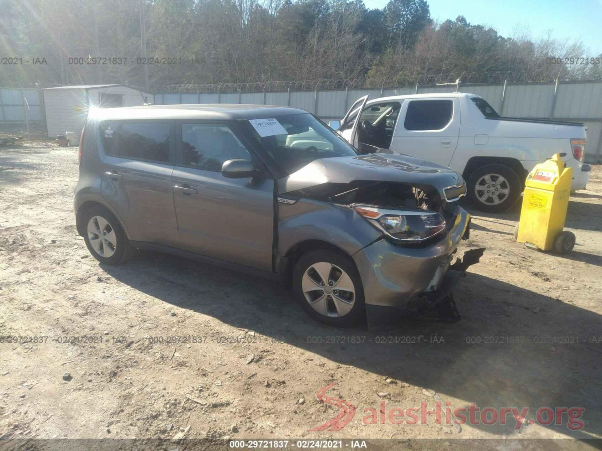 KNDJN2A21G7344245 2016 KIA SOUL