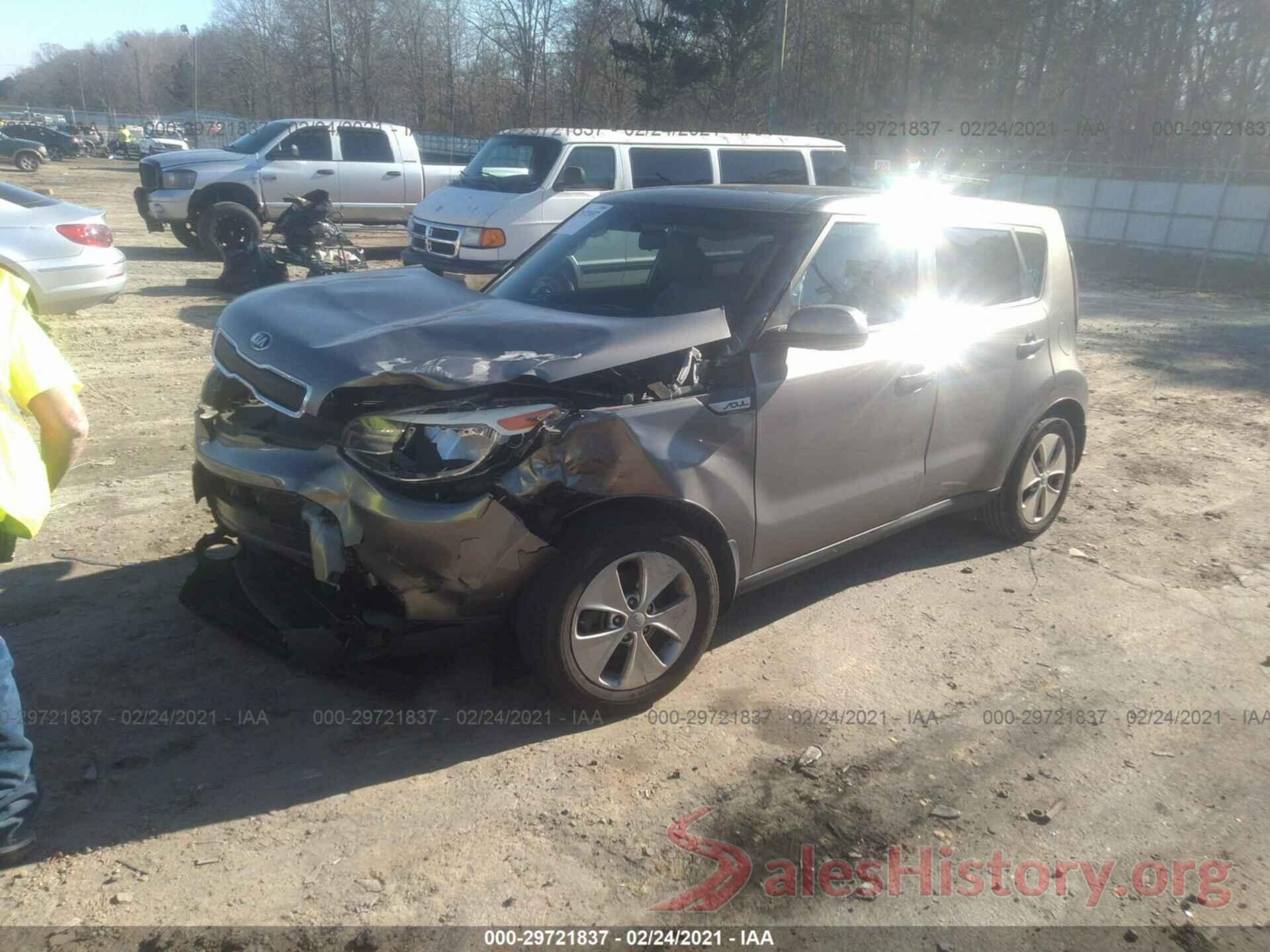 KNDJN2A21G7344245 2016 KIA SOUL