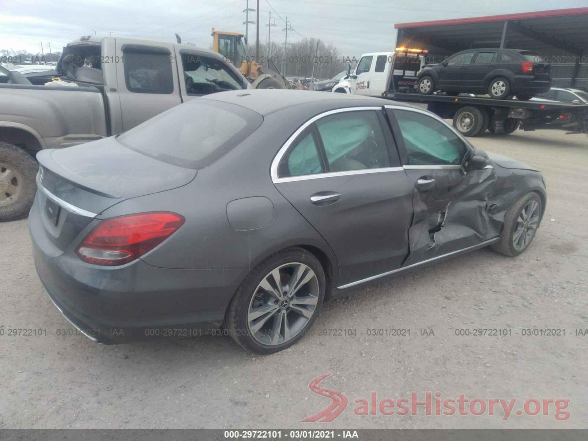 55SWF4JB7JU249610 2018 MERCEDES-BENZ C-CLASS