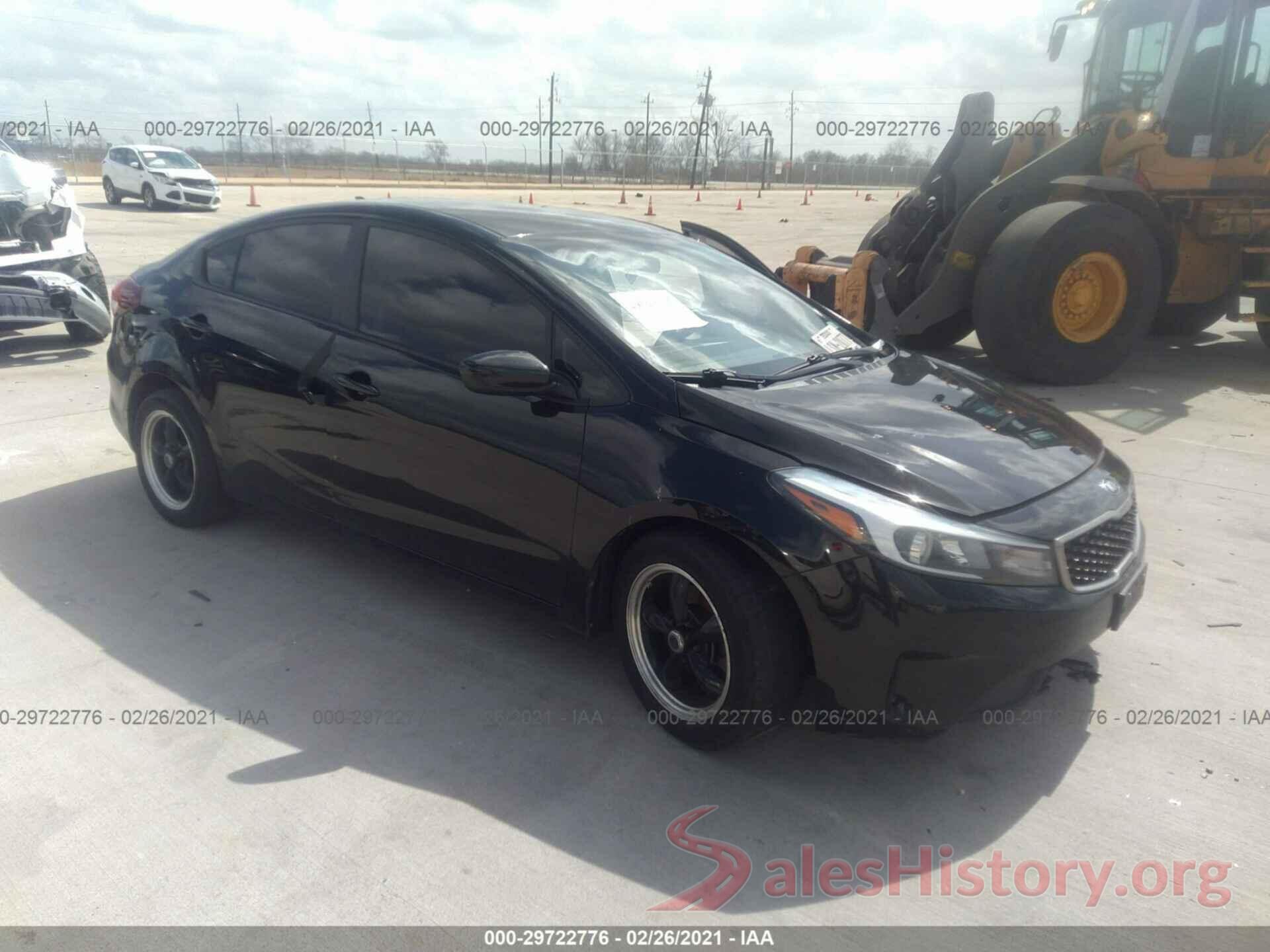 3KPFK4A73HE070893 2017 KIA FORTE