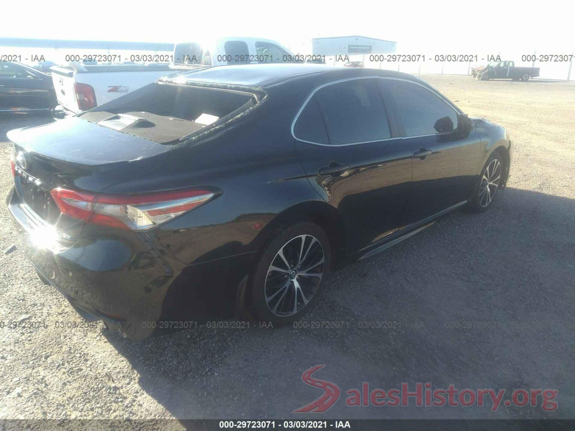 4T1B11HK2JU591469 2018 TOYOTA CAMRY