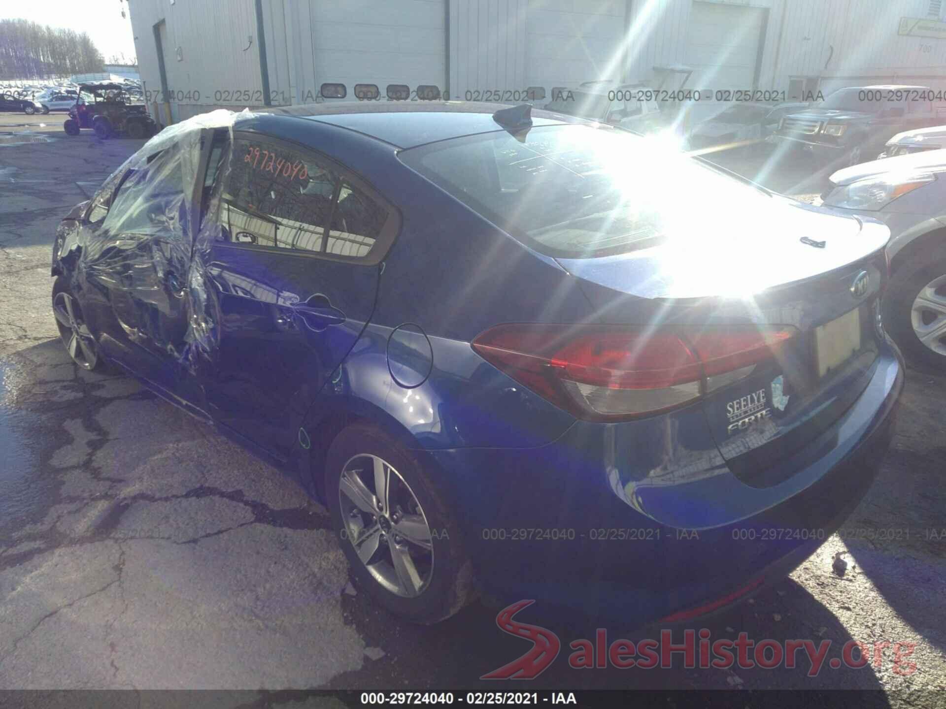 3KPFL4A71JE212189 2018 KIA FORTE