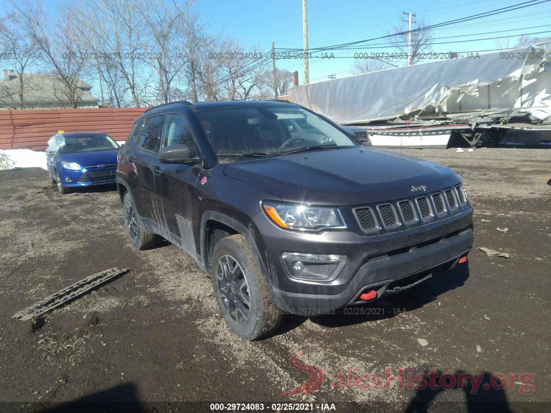 3C4NJDDB8KT667751 2019 JEEP COMPASS