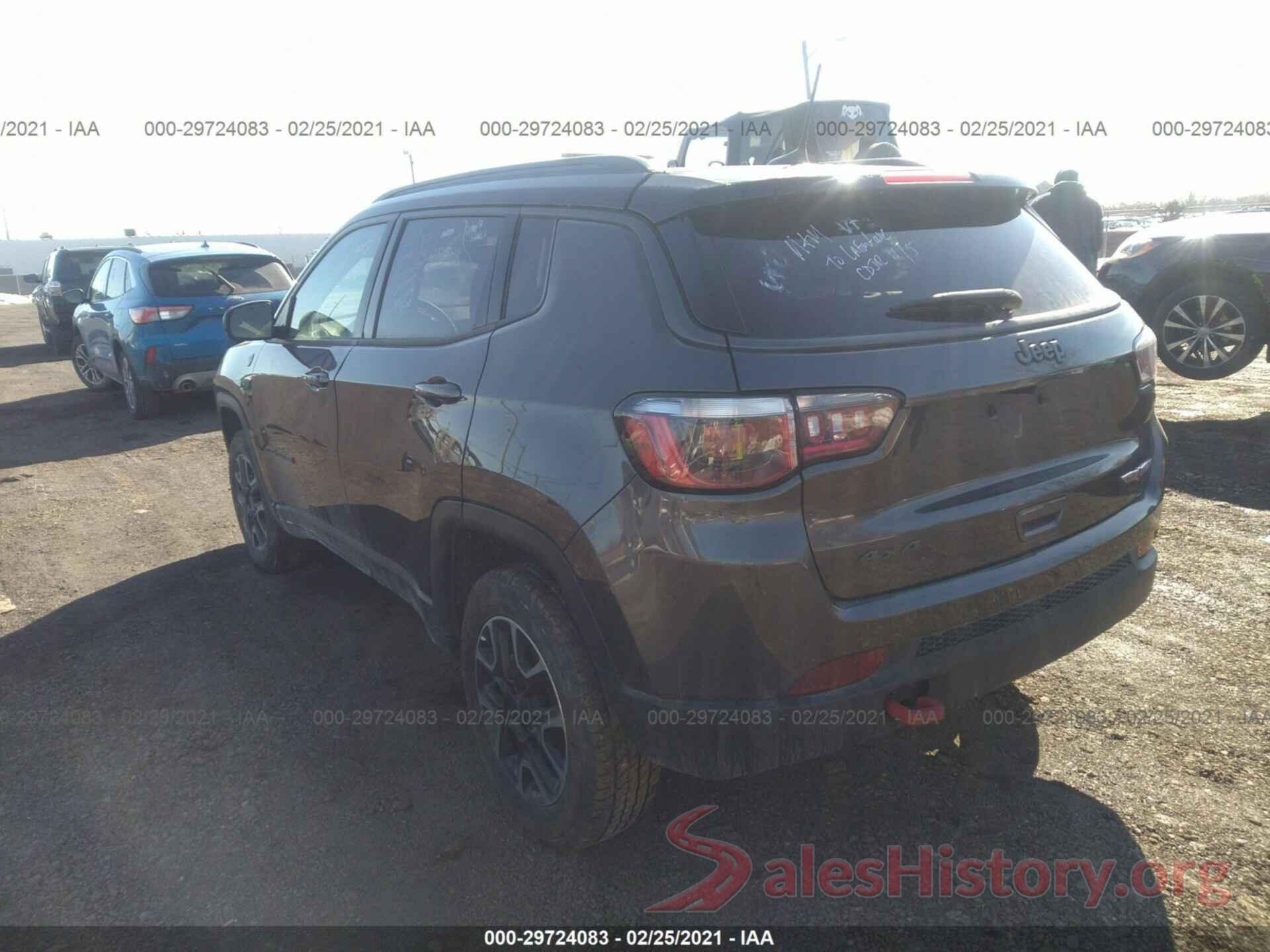 3C4NJDDB8KT667751 2019 JEEP COMPASS