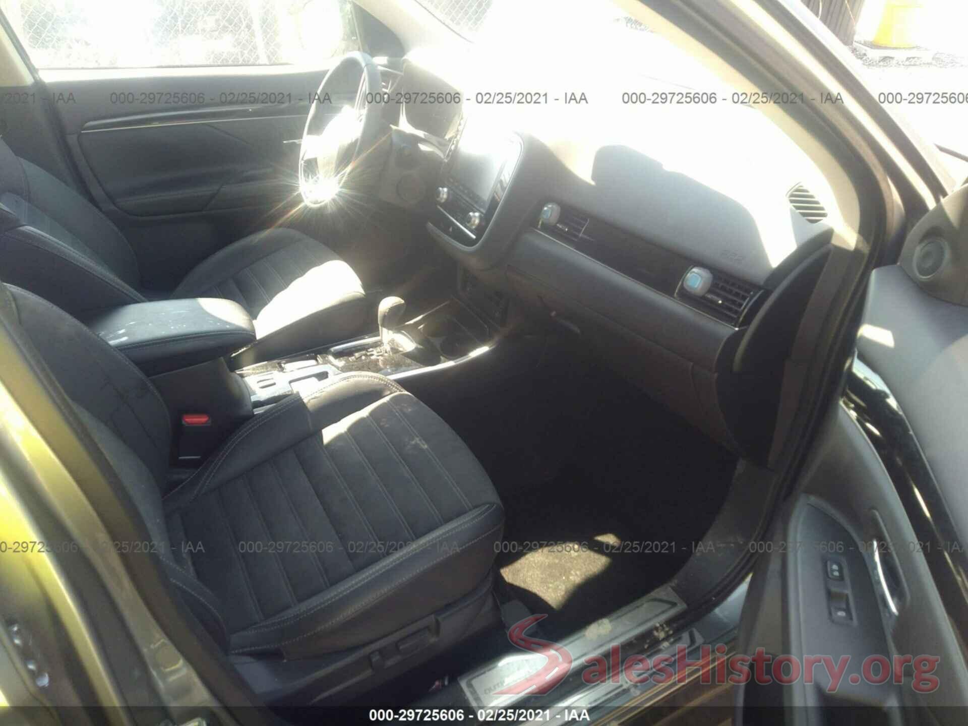 JA4AD3A30LZ040219 2020 MITSUBISHI OUTLANDER