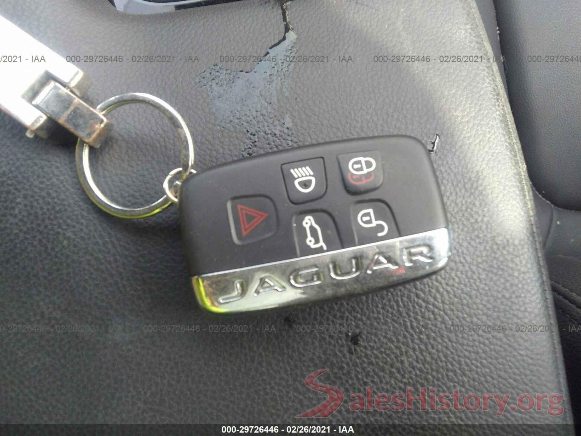 SADCJ2FX9KA356412 2019 JAGUAR F-PACE