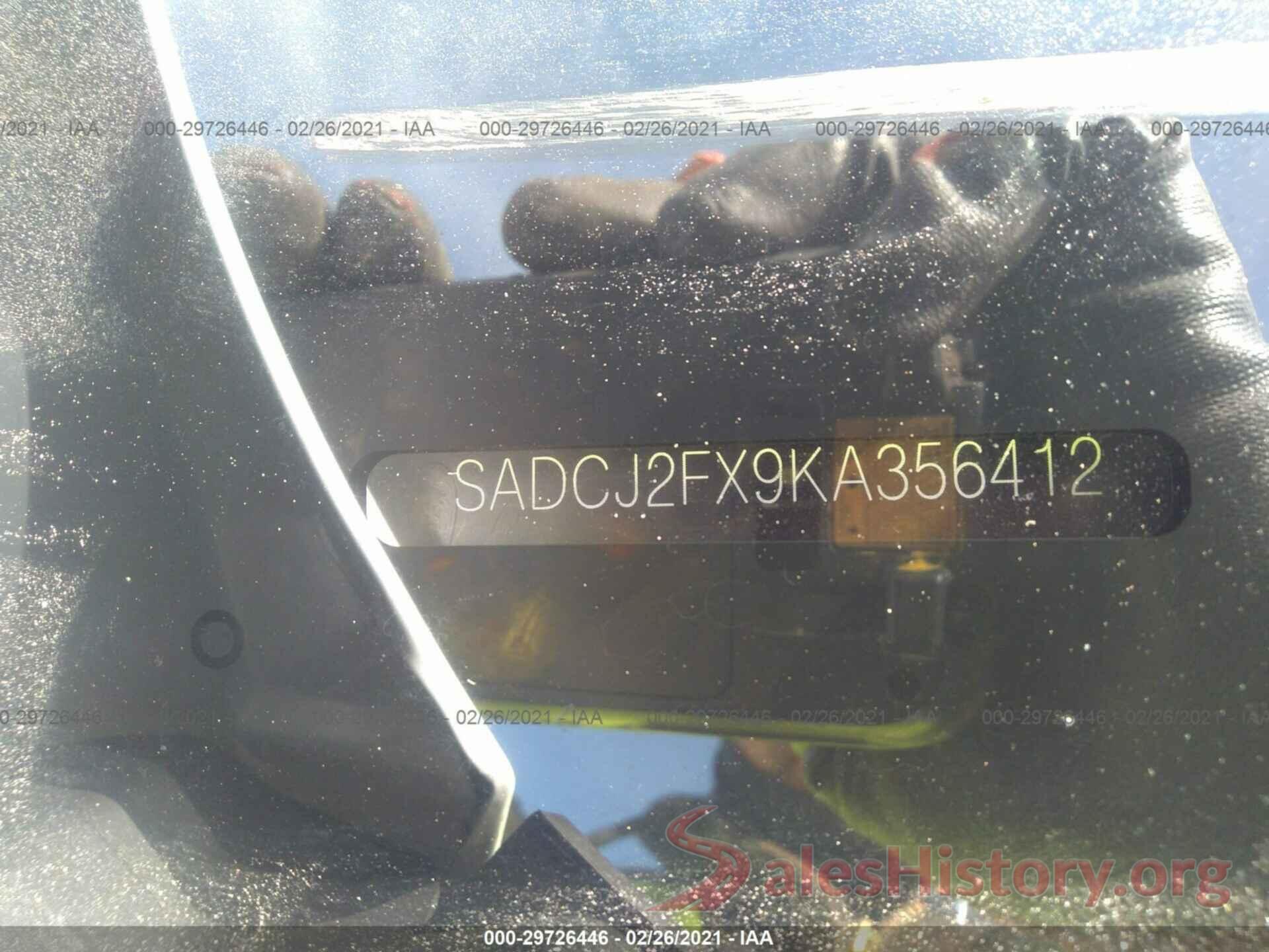 SADCJ2FX9KA356412 2019 JAGUAR F-PACE