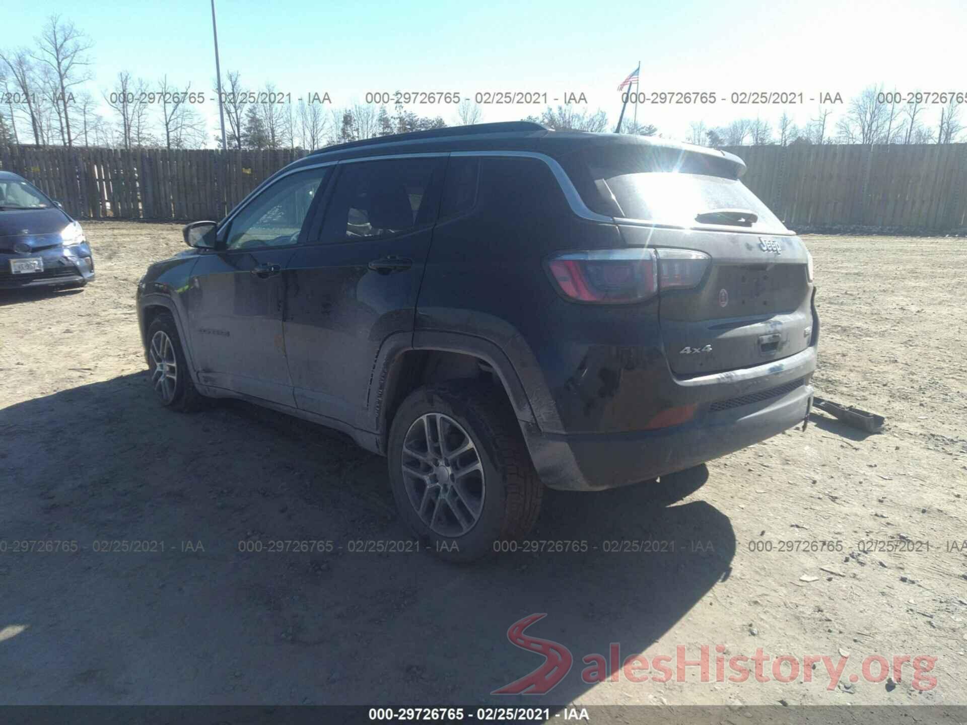 3C4NJDBB6JT315592 2018 JEEP COMPASS