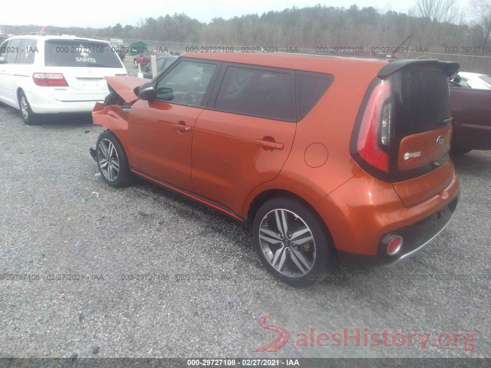 KNDJX3AA8J7549916 2018 KIA SOUL