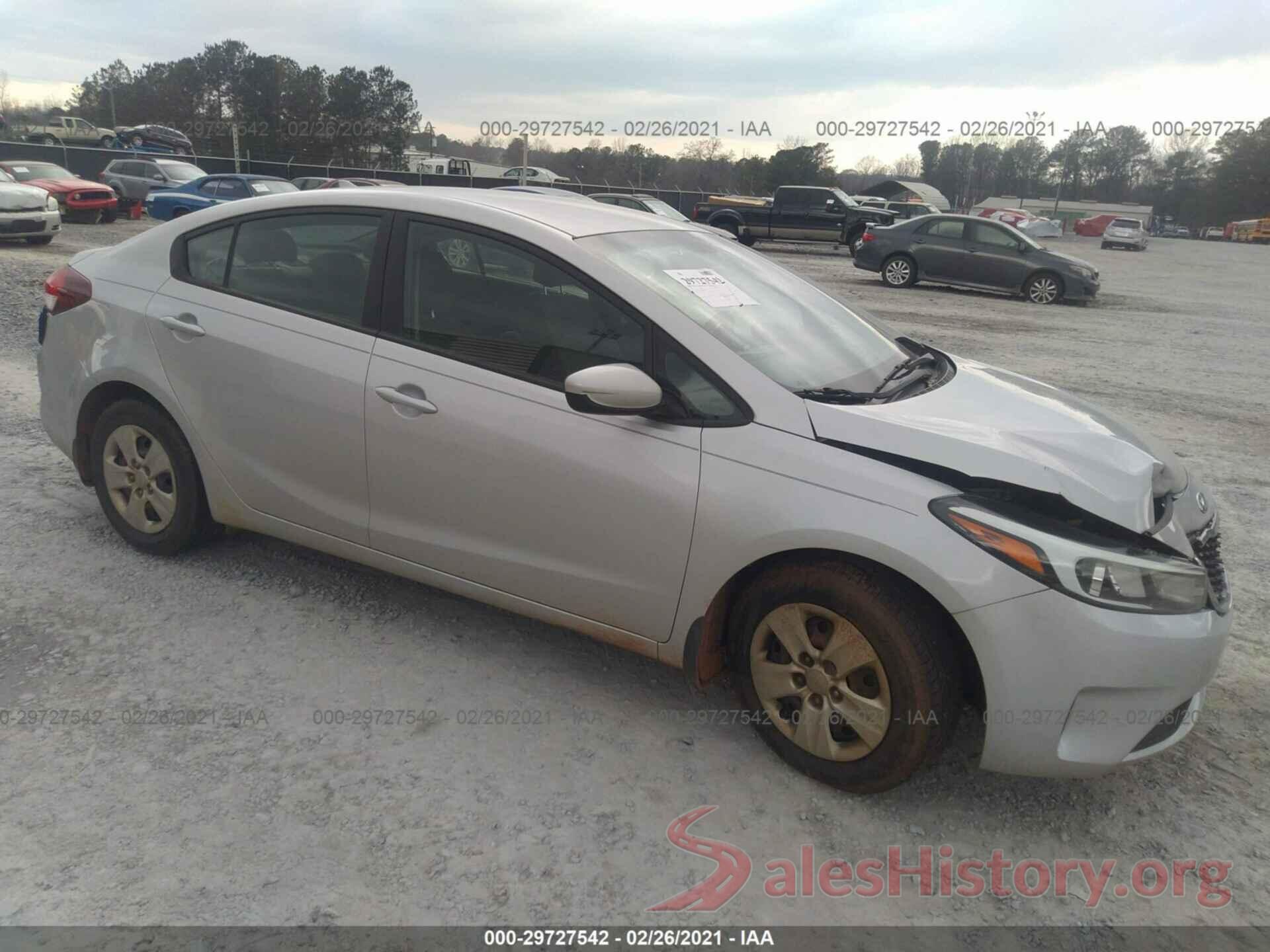 3KPFK4A7XHE101461 2017 KIA FORTE