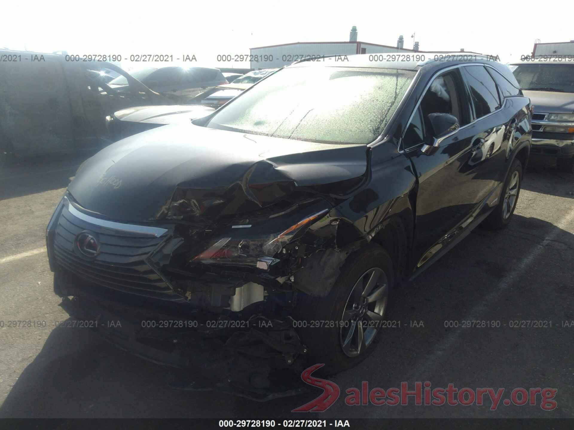 JTJDGKCA1K2007458 2019 LEXUS RX