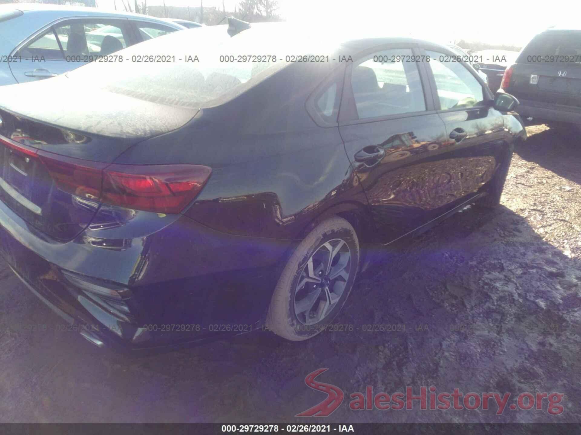 3KPF24AD2ME262760 2021 KIA FORTE