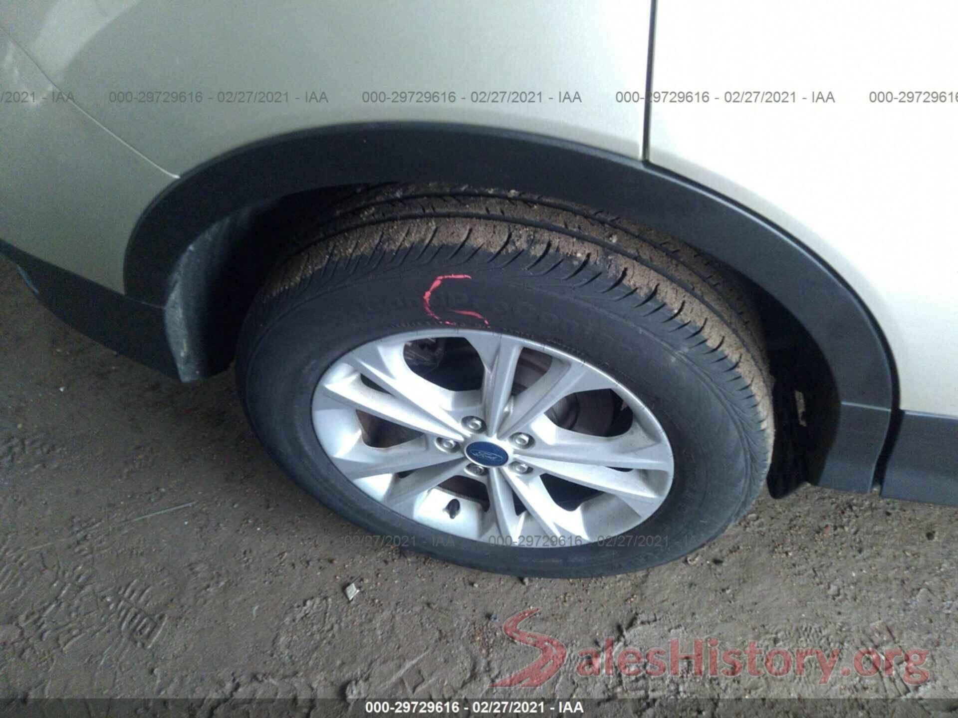 1FMCU0HD6JUA53946 2018 FORD ESCAPE