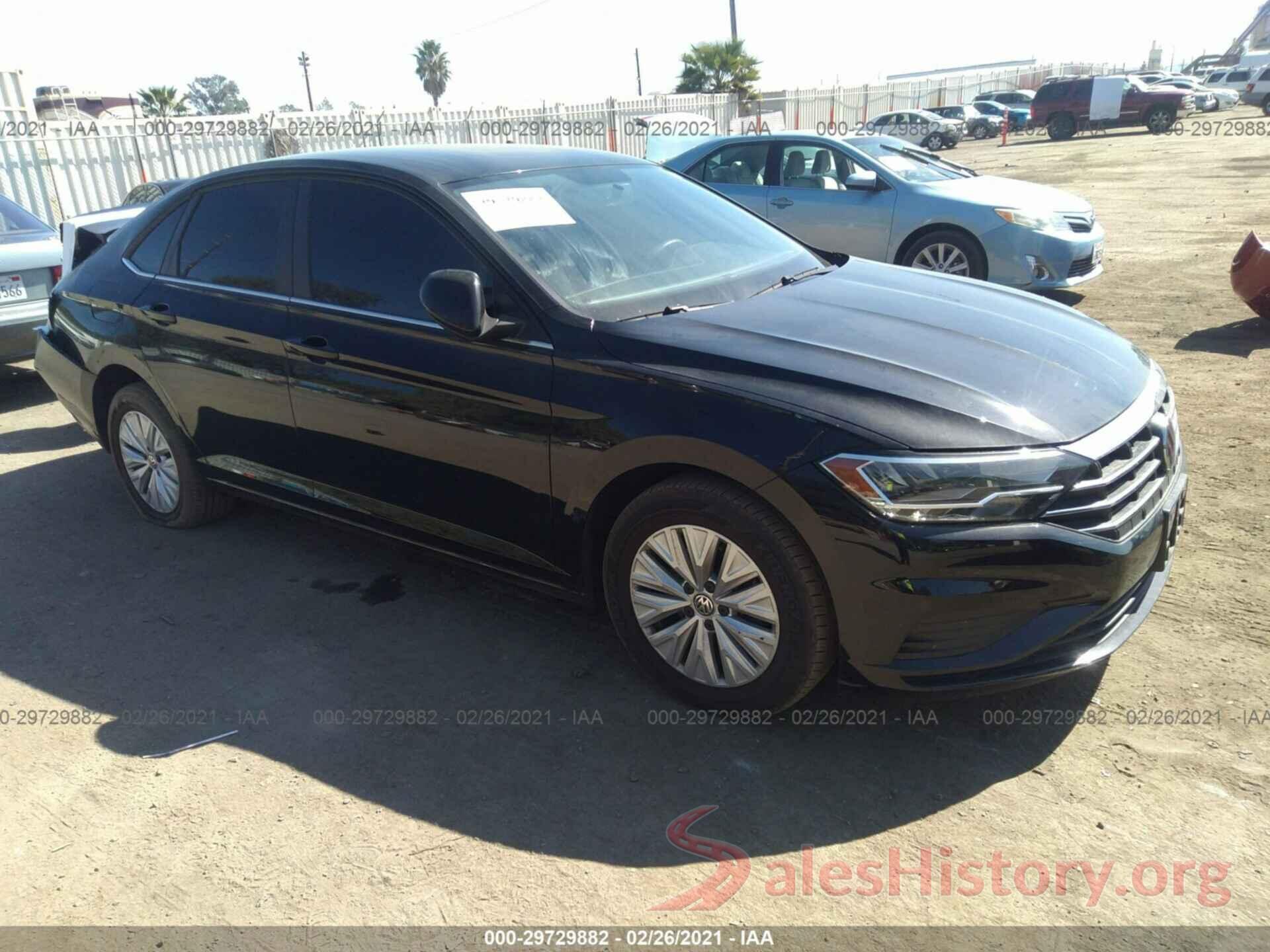 3VWC57BU9KM132775 2019 VOLKSWAGEN JETTA