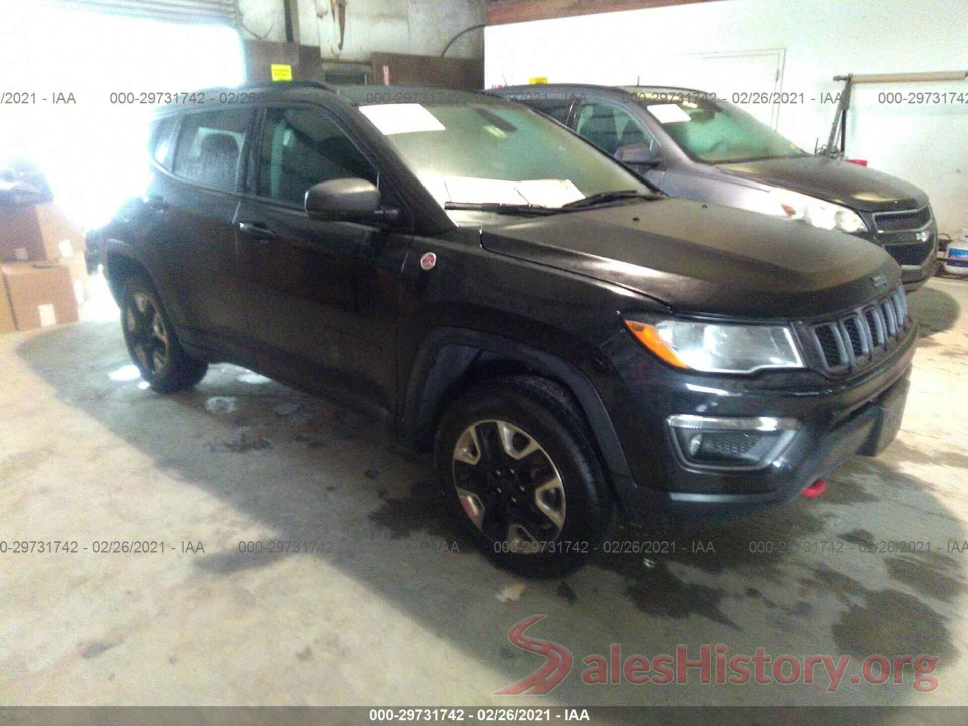 3C4NJDDB4JT442032 2018 JEEP COMPASS