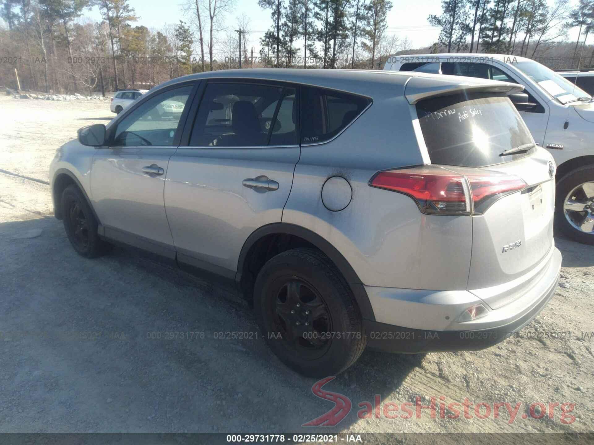 2T3ZFREV1JW445942 2018 TOYOTA RAV4