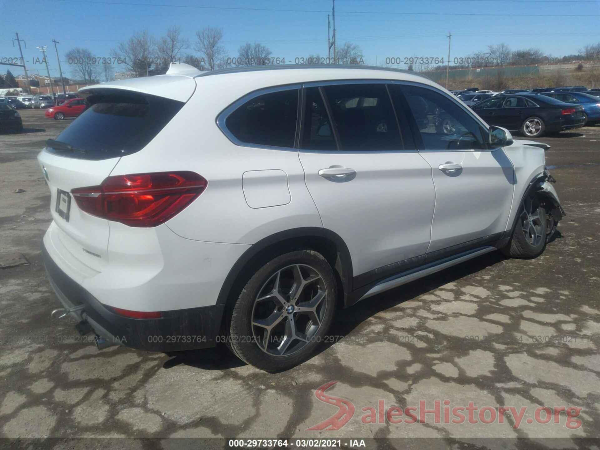 WBXHT3C30J5L32156 2018 BMW X1