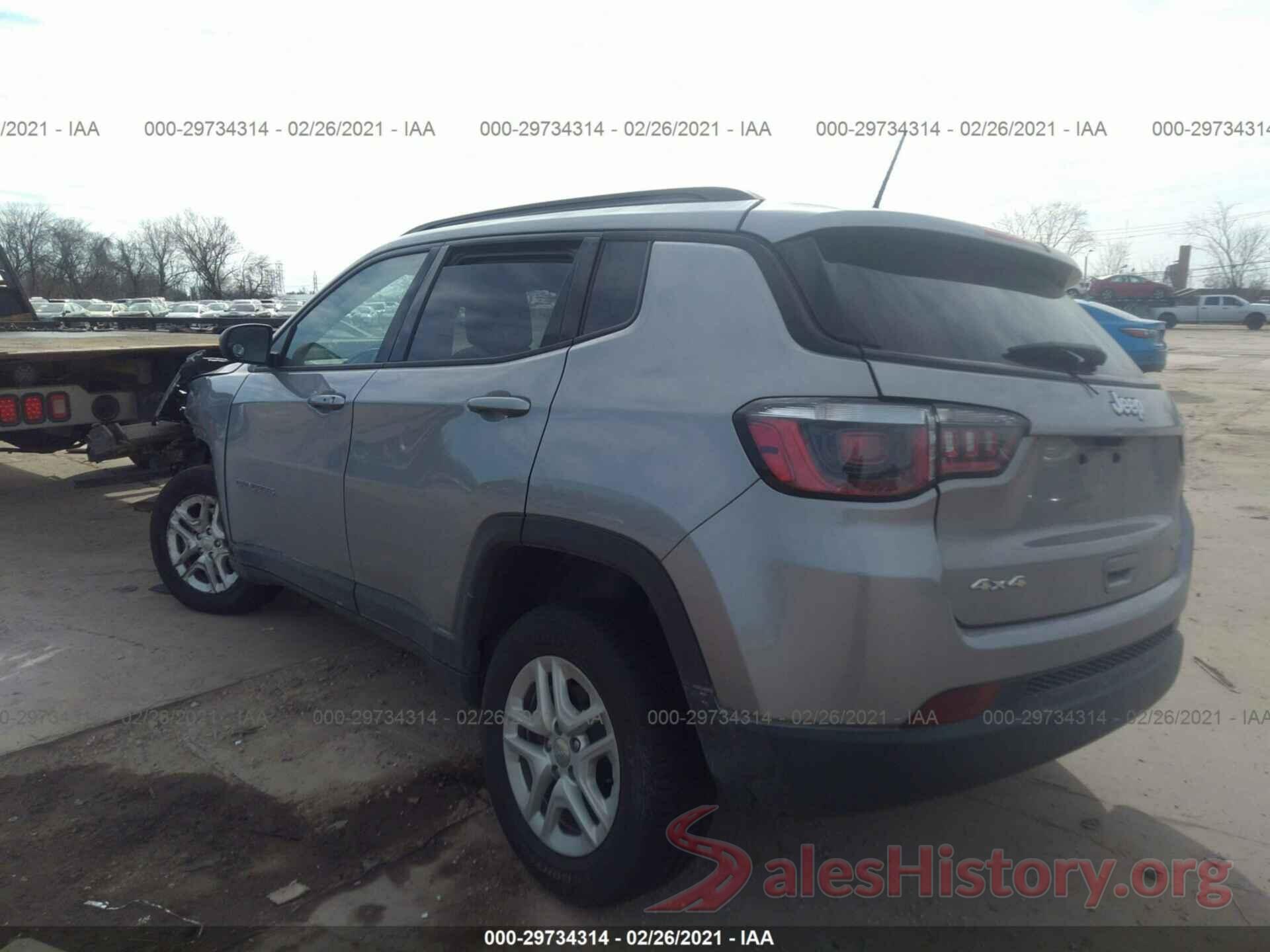 3C4NJDAB0JT252443 2018 JEEP COMPASS