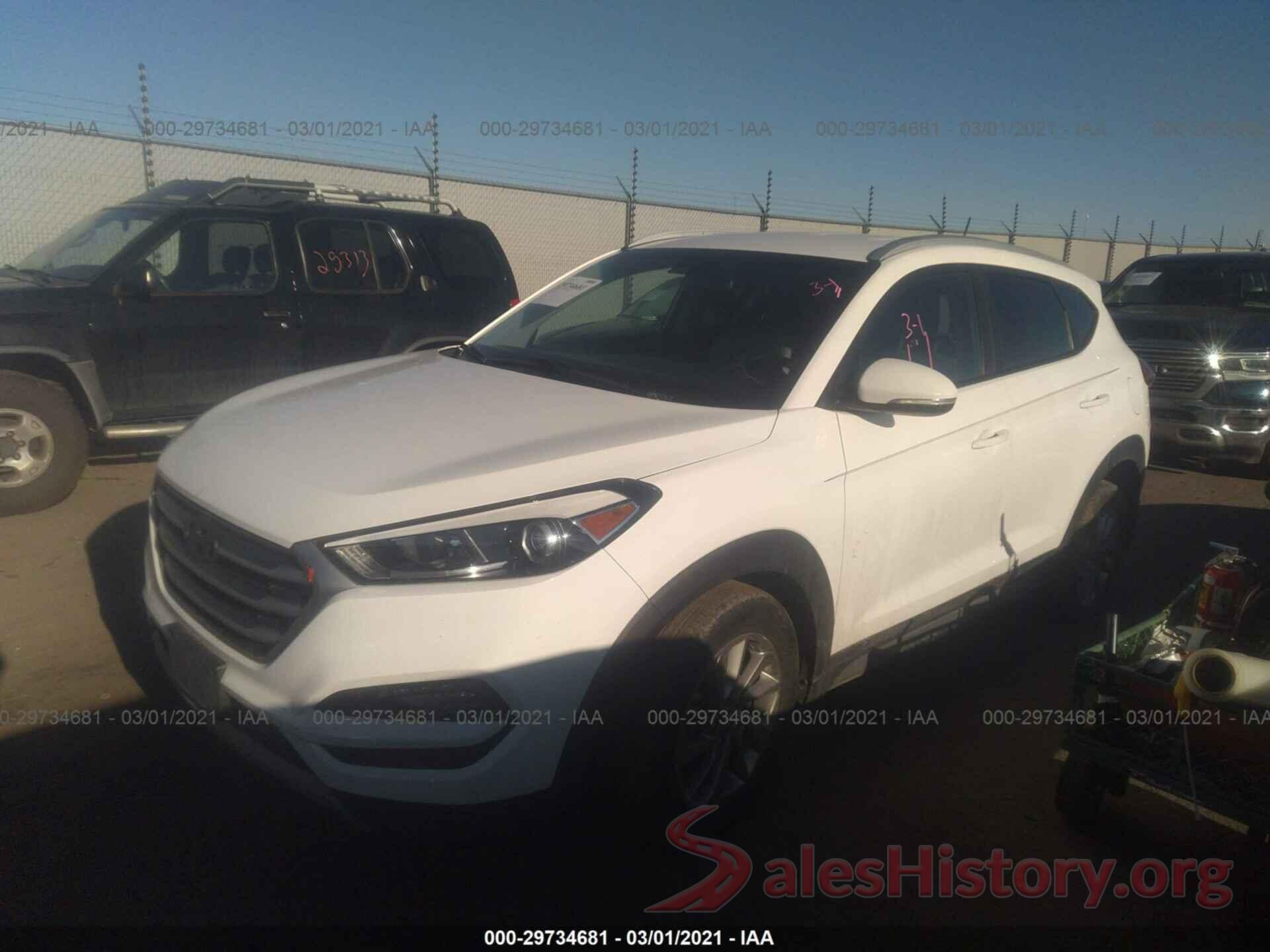 KM8J3CA2XHU345923 2017 HYUNDAI TUCSON