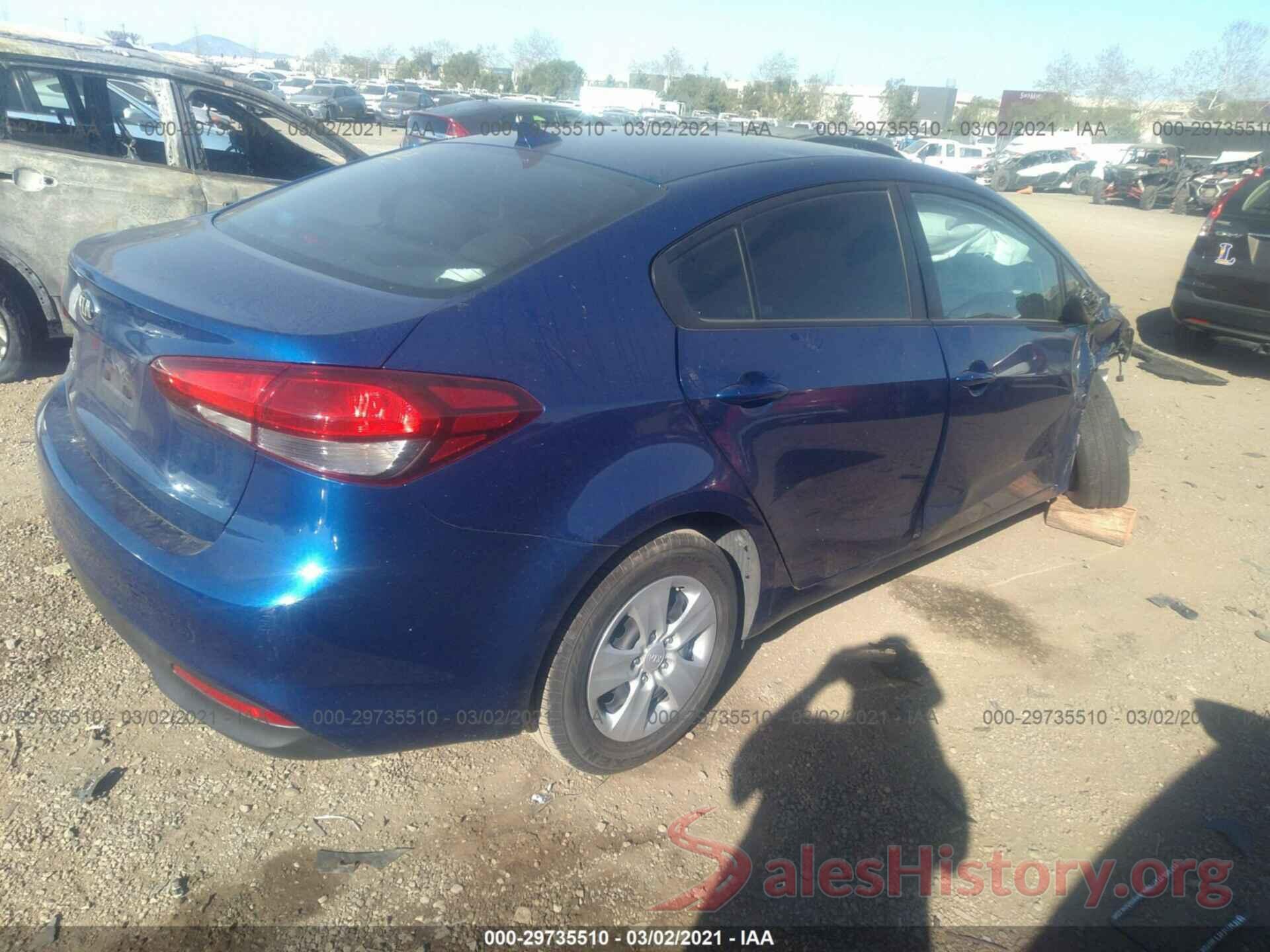 3KPFK4A7XHE156895 2017 KIA FORTE