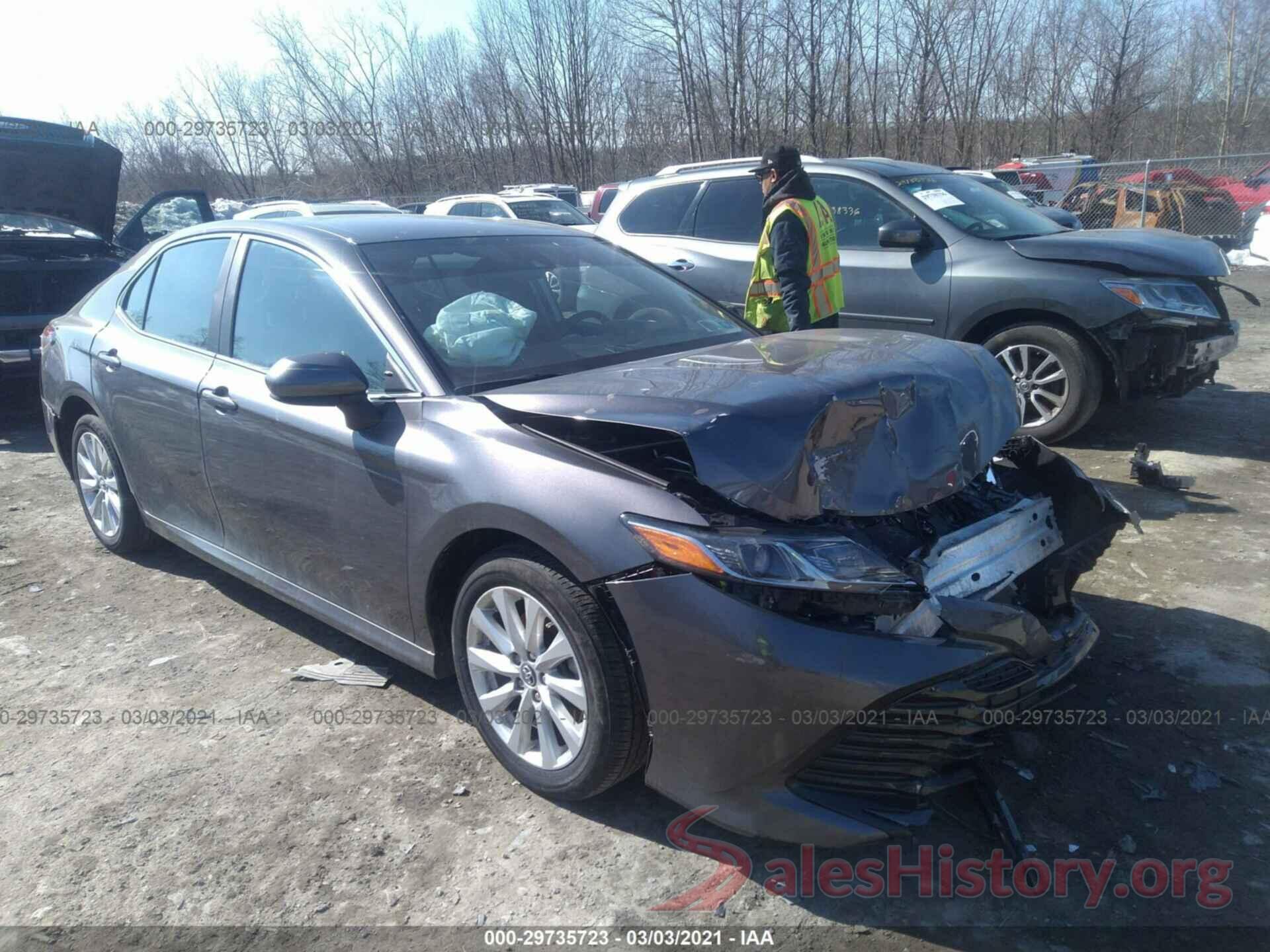 4T1B11HK8KU288620 2019 TOYOTA CAMRY