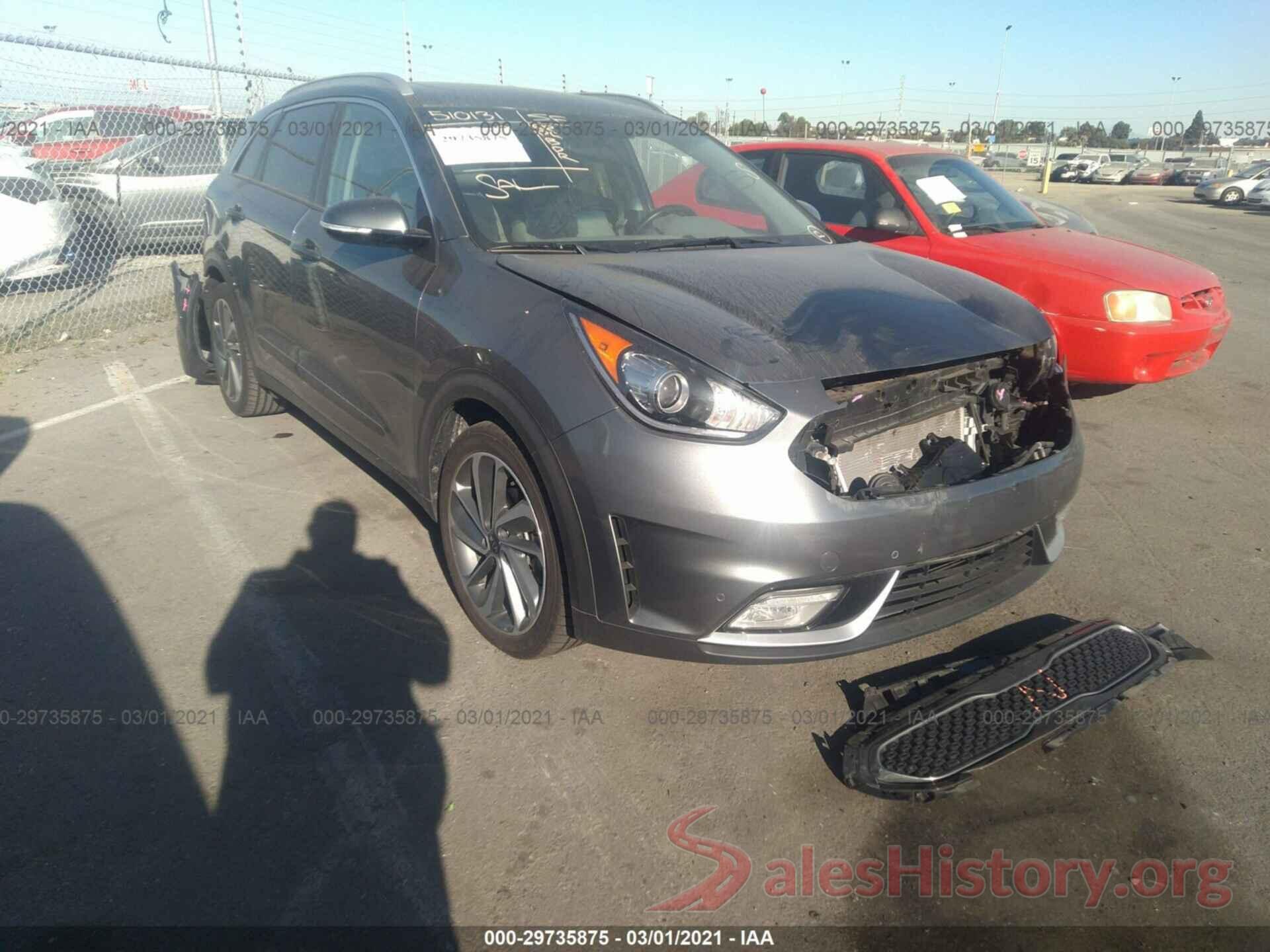 KNDCE3LC3H5082553 2017 KIA NIRO