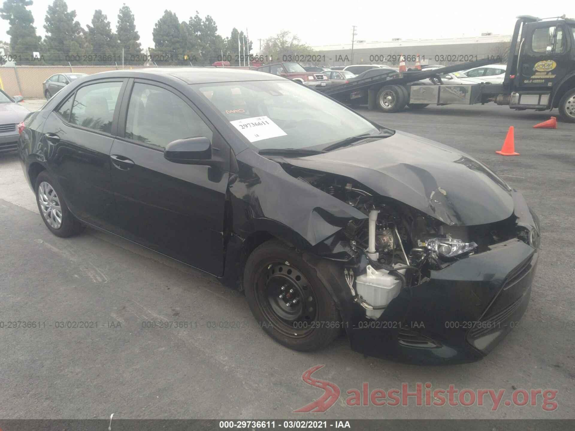 2T1BURHE1JC027569 2018 TOYOTA COROLLA