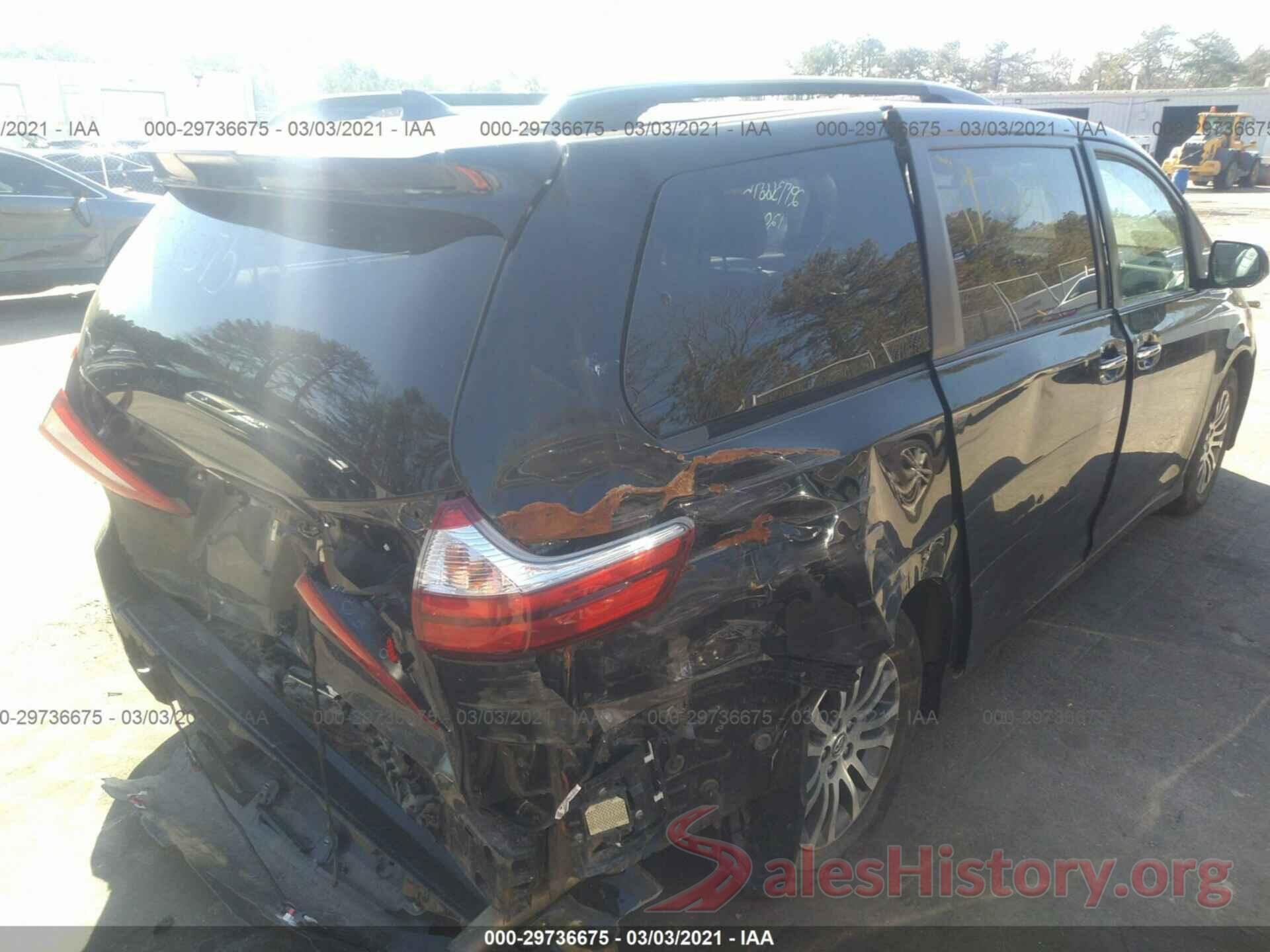 5TDYZ3DC5JS932952 2018 TOYOTA SIENNA