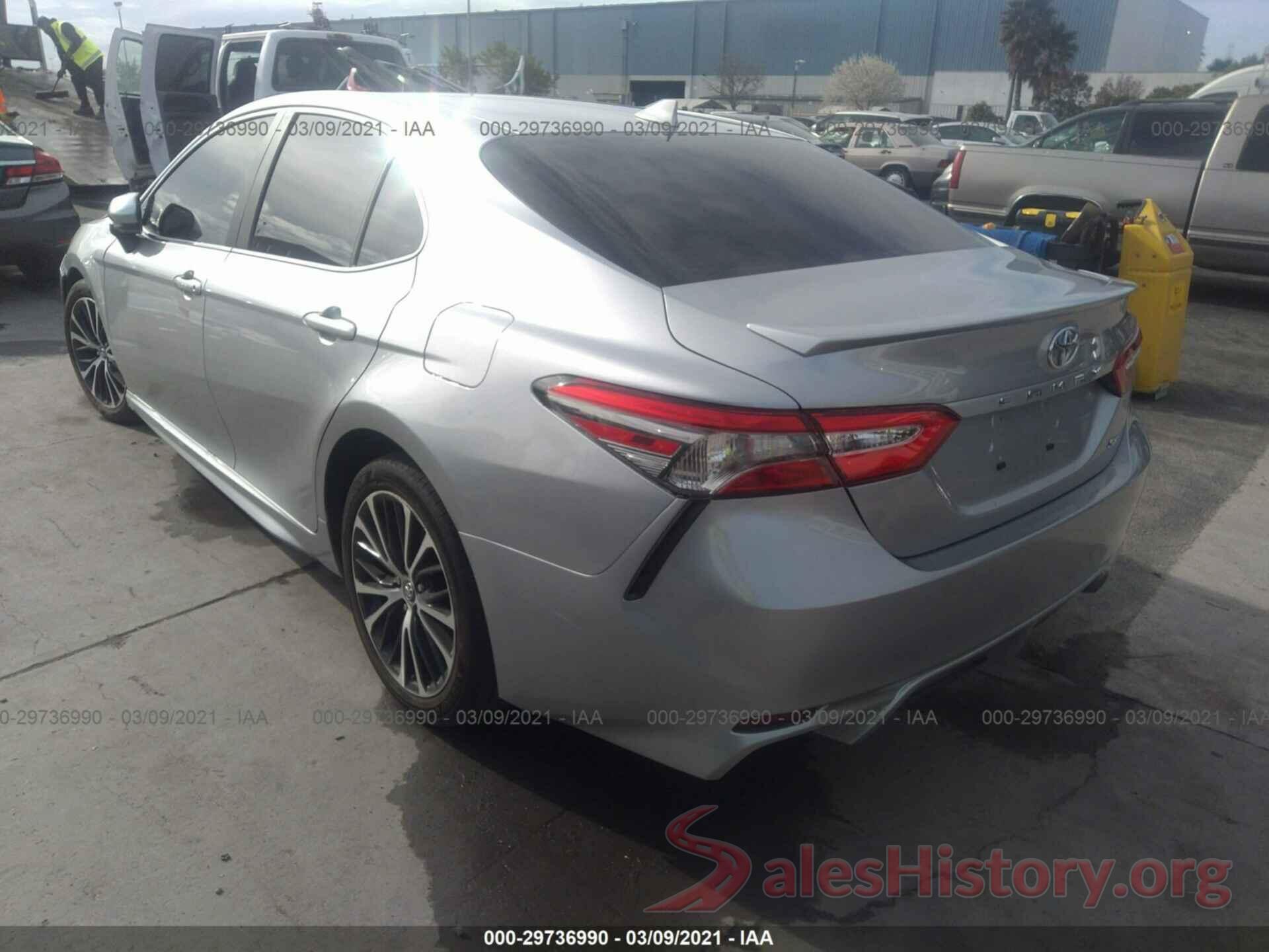 4T1B11HK4KU805749 2019 TOYOTA CAMRY