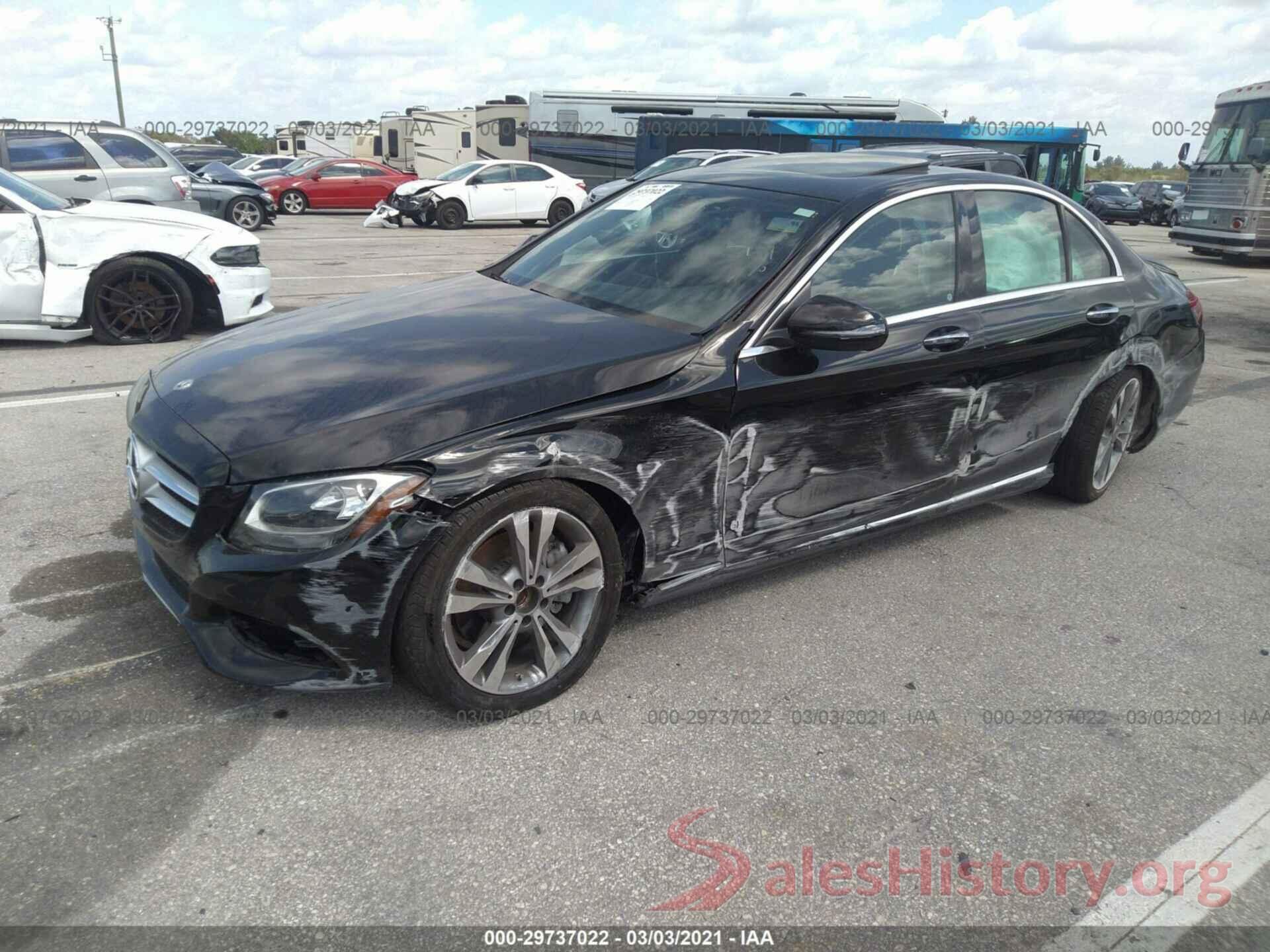 55SWF4JB2JU245142 2018 MERCEDES-BENZ C-CLASS