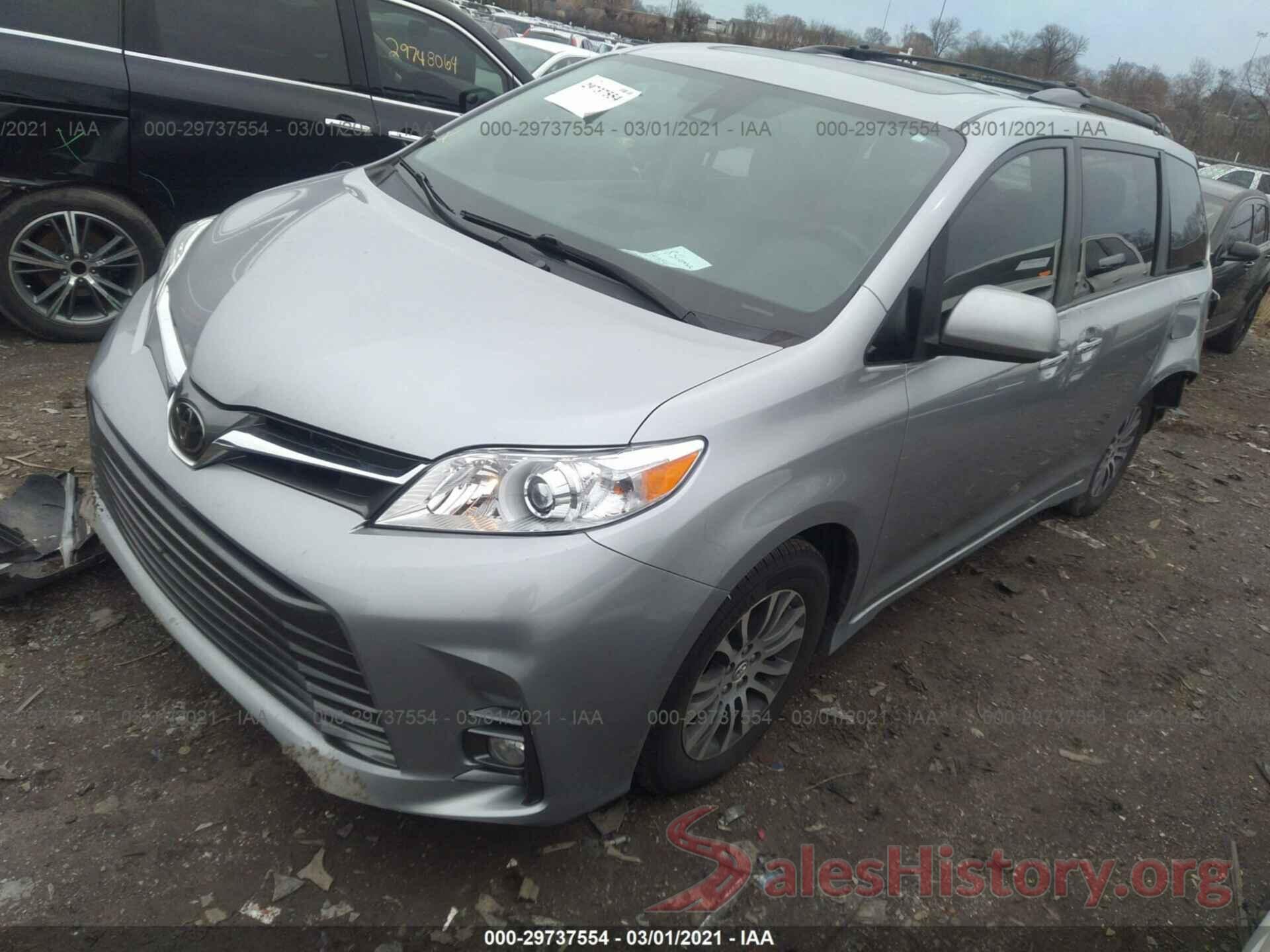 5TDYZ3DC7JS901184 2018 TOYOTA SIENNA