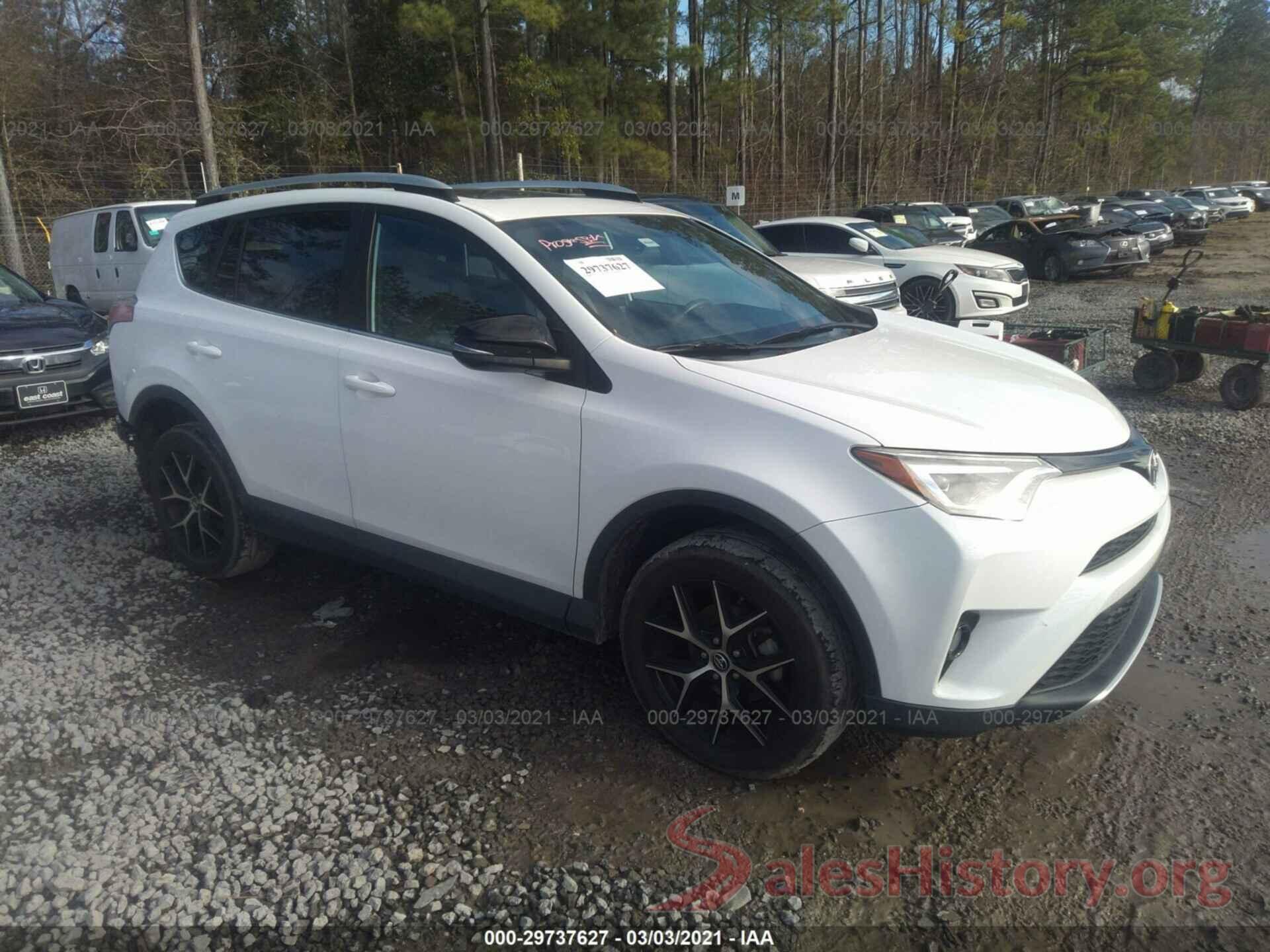 2T3NFREV3GW260542 2016 TOYOTA RAV4