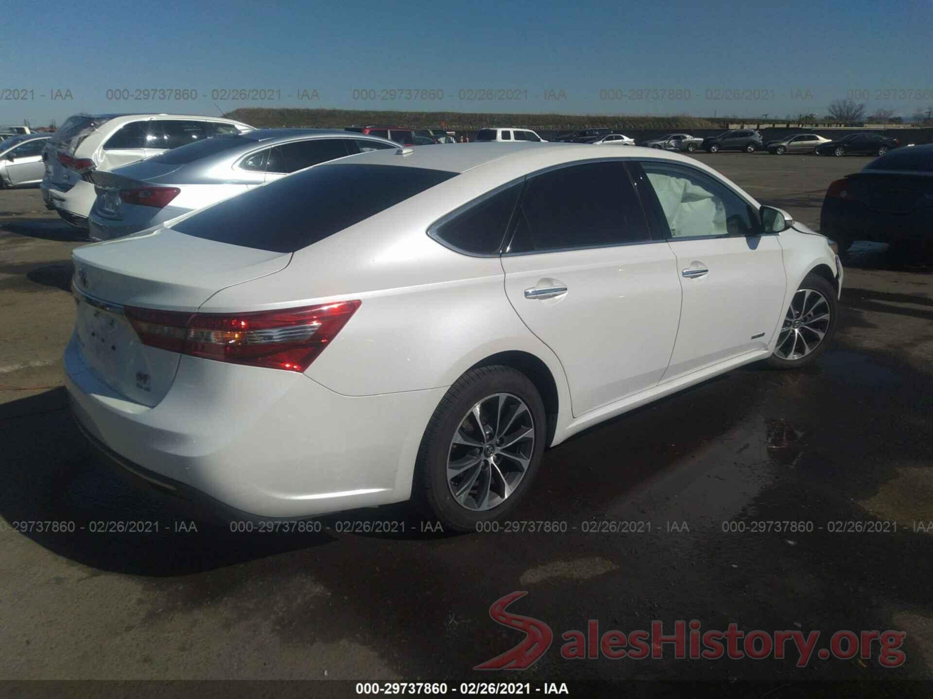 4T1BD1EB0JU063473 2018 TOYOTA AVALON