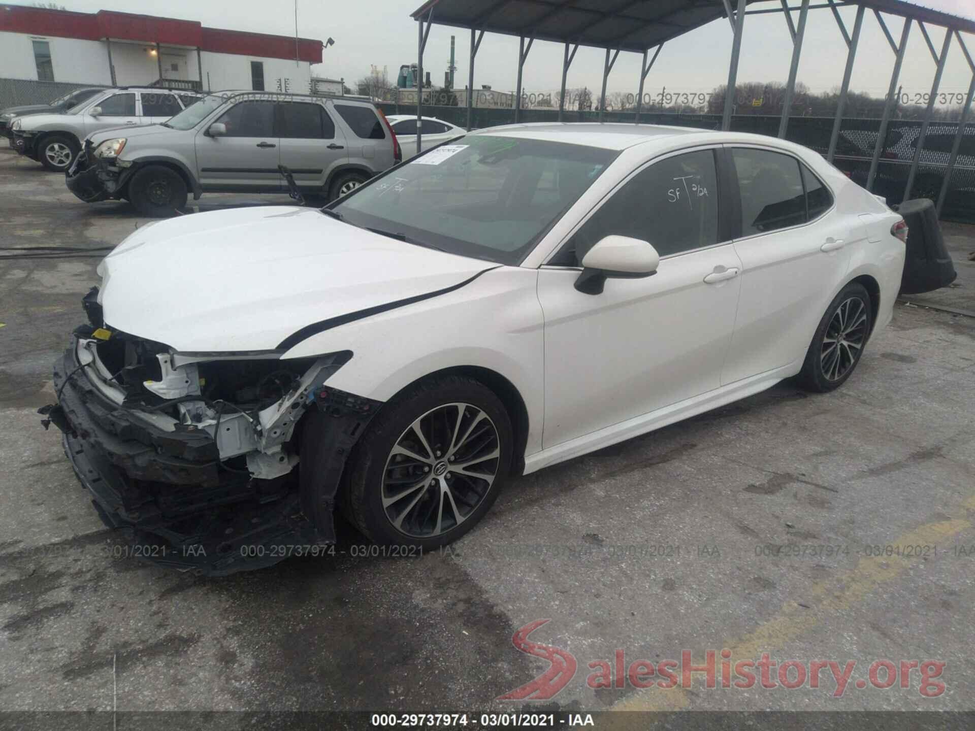 JTNB11HK3J3027528 2018 TOYOTA CAMRY