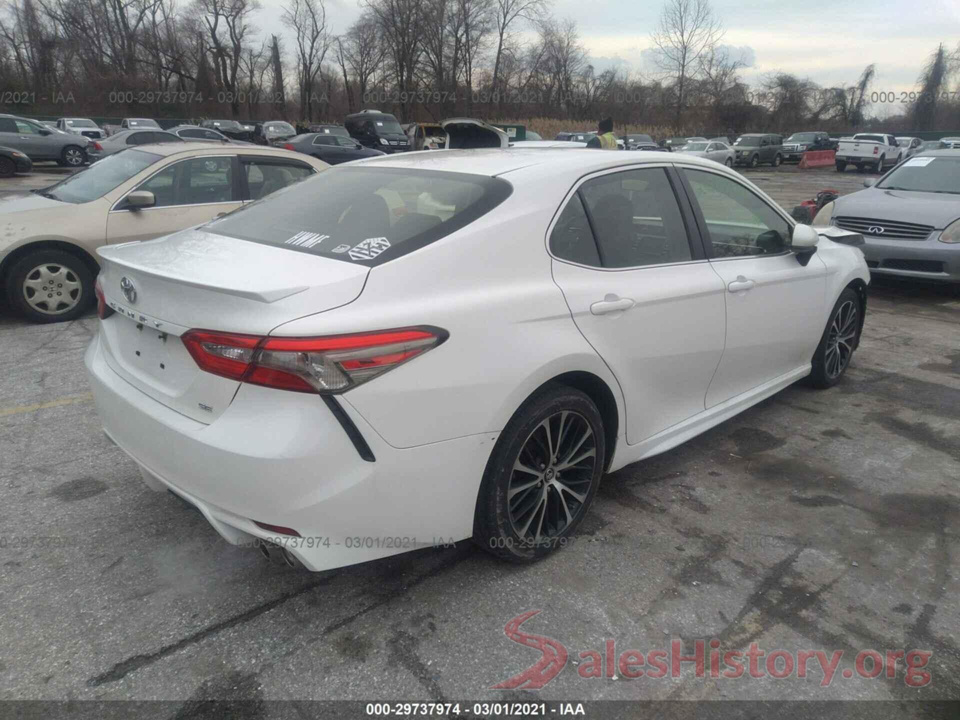 JTNB11HK3J3027528 2018 TOYOTA CAMRY