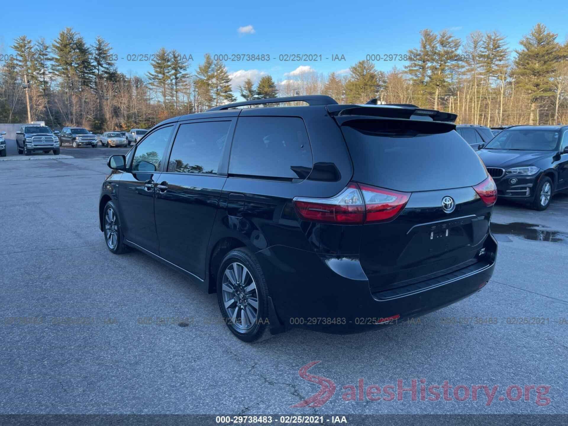 5TDDZ3DC8JS205254 2018 TOYOTA SIENNA