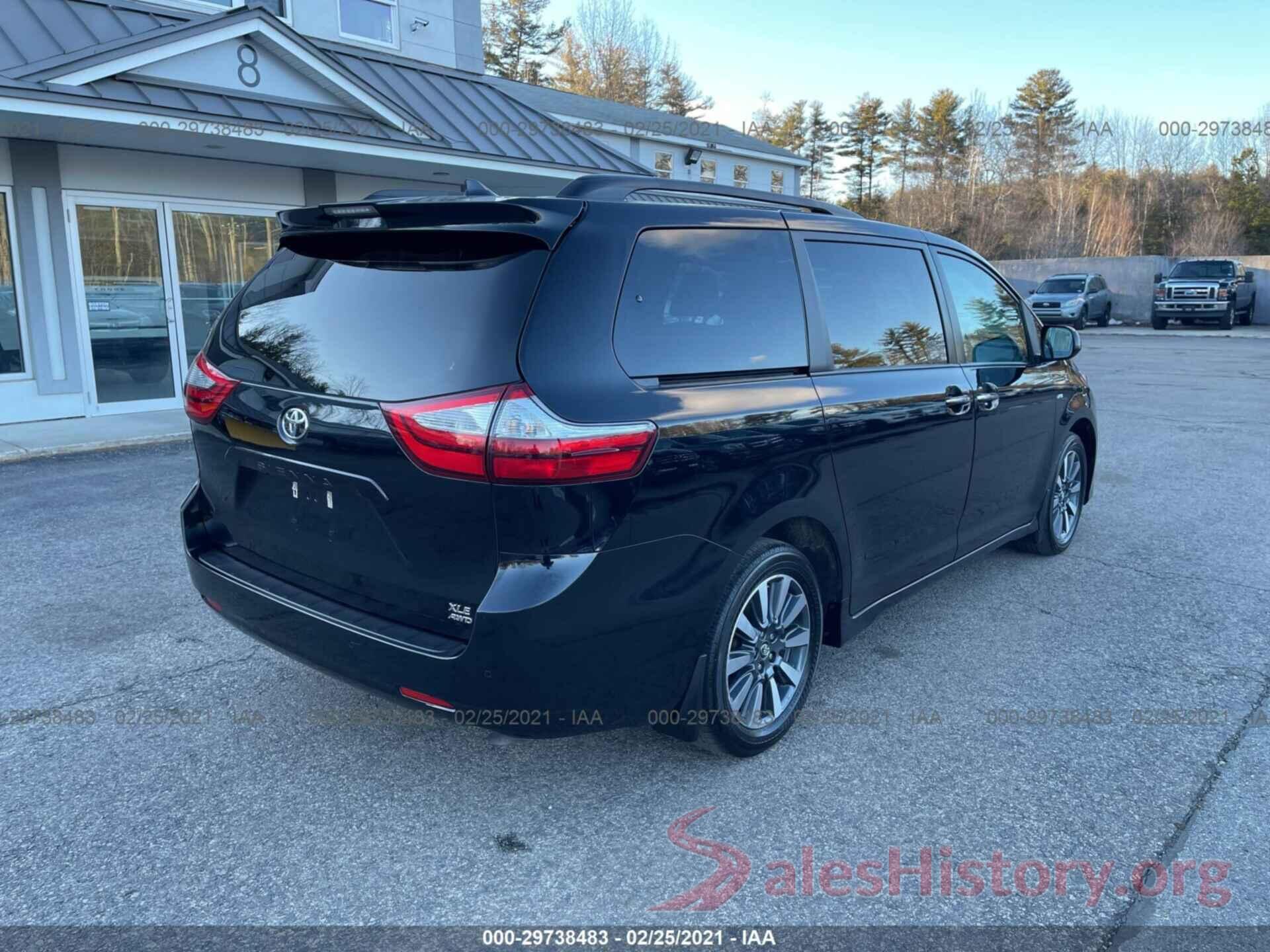 5TDDZ3DC8JS205254 2018 TOYOTA SIENNA