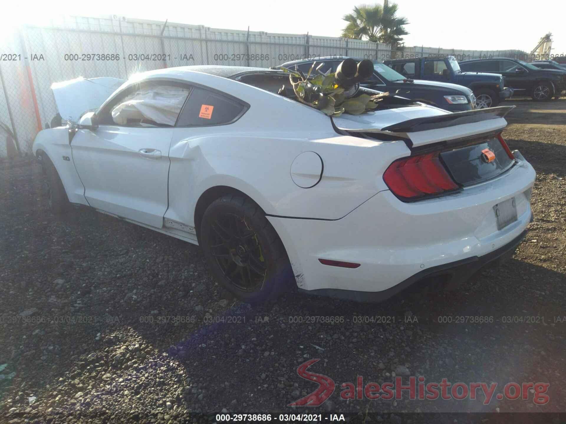 1FA6P8CF2J5136337 2018 FORD MUSTANG