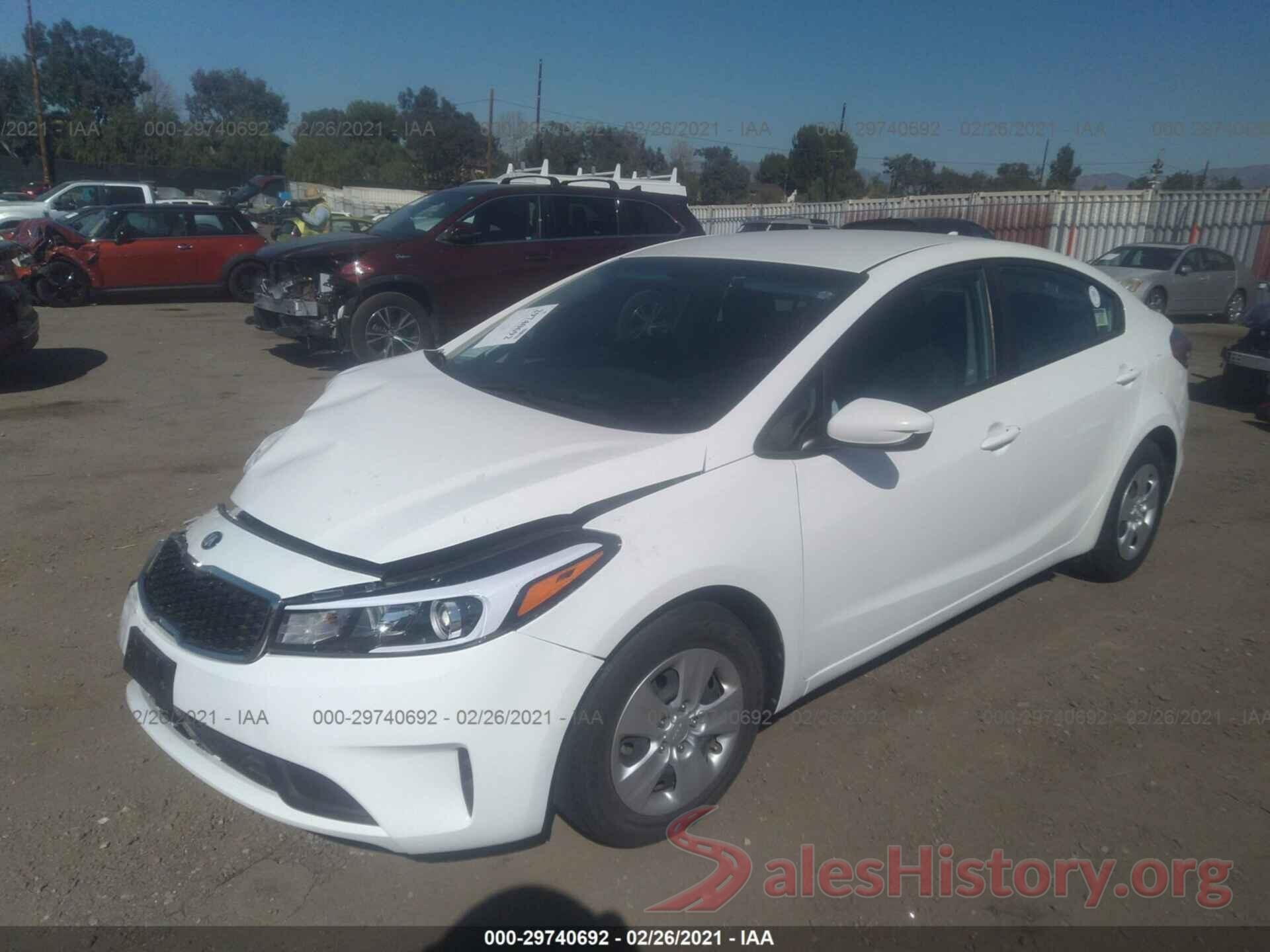 3KPFK4A73HE042298 2017 KIA FORTE