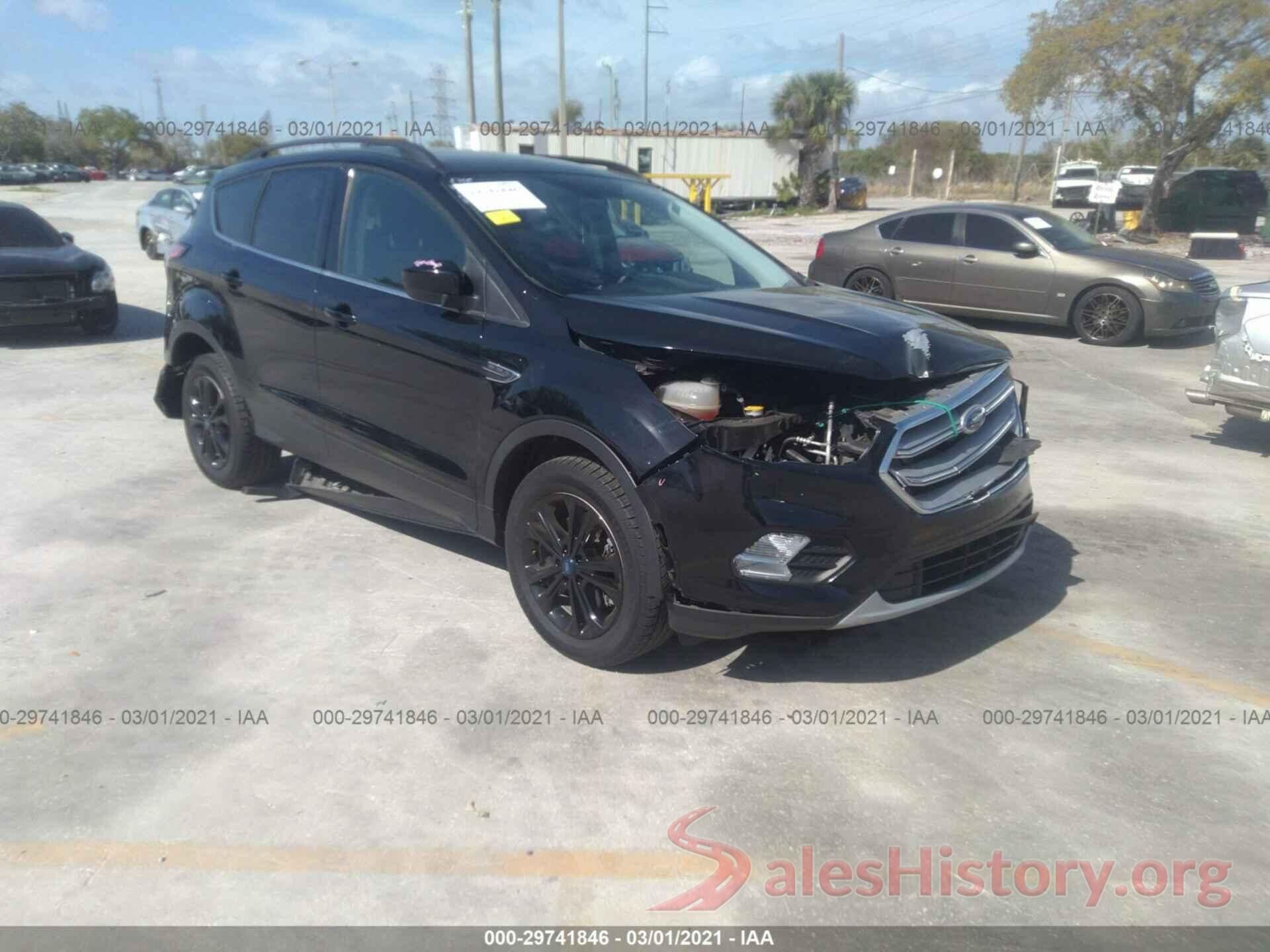 1FMCU9GD1JUB28493 2018 FORD ESCAPE